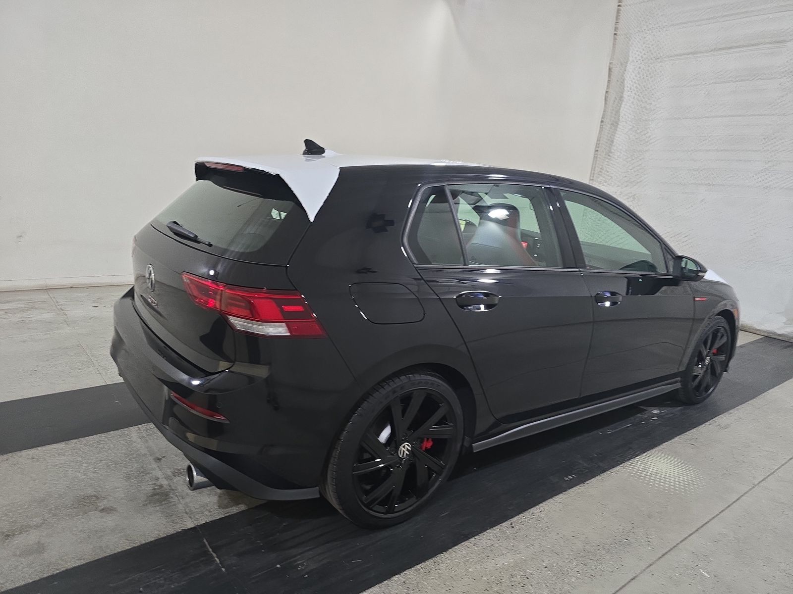 2023 Volkswagen Golf GTI 2.0T SE FWD