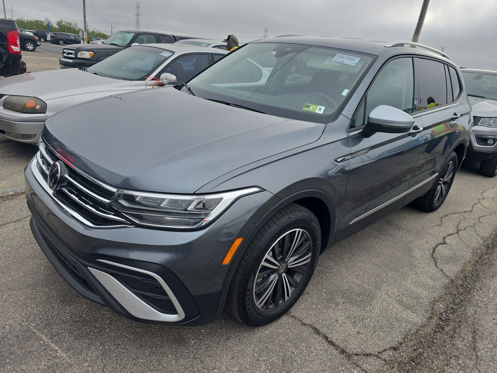2024 Volkswagen Tiguan 2.0T Wolfsburg Edition AWD