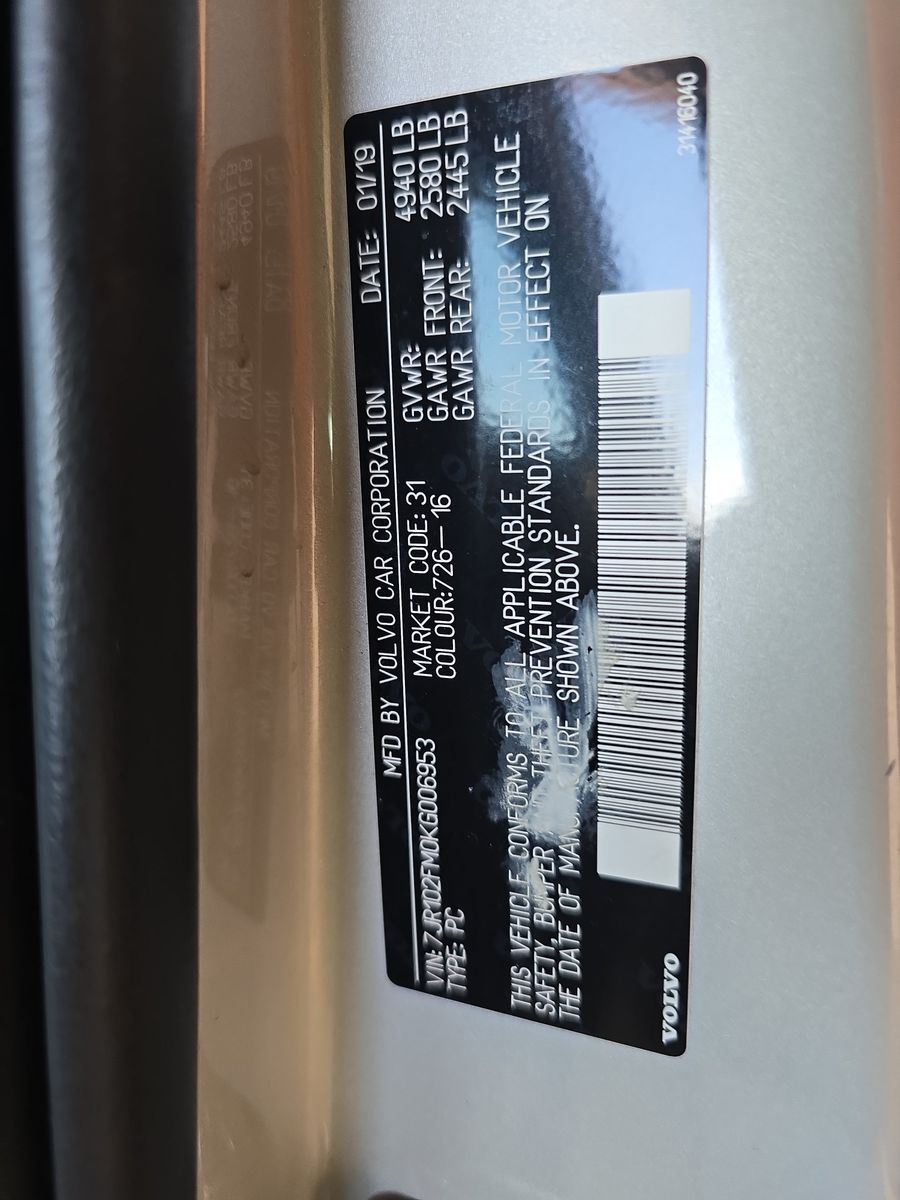 2019 Volvo S60 T5 R-Design FWD
