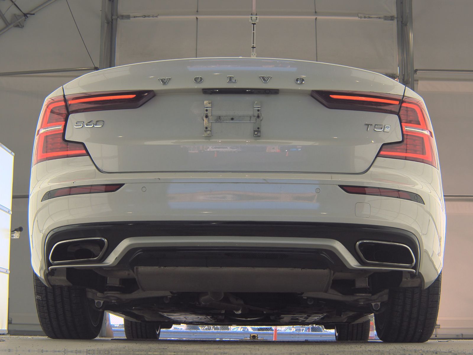 2019 Volvo S60 T5 R-Design FWD