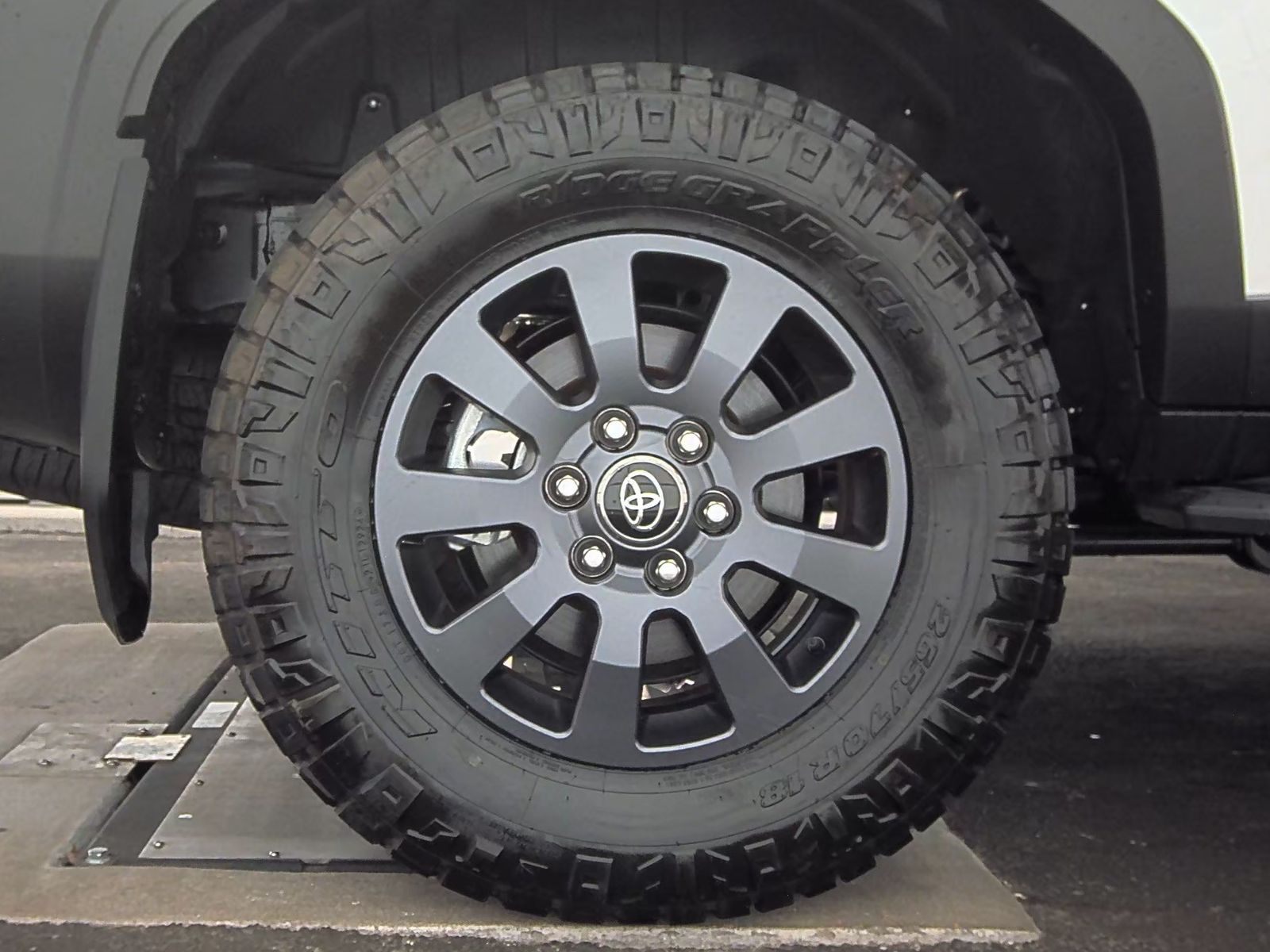 2025 Toyota Land Cruiser Base AWD