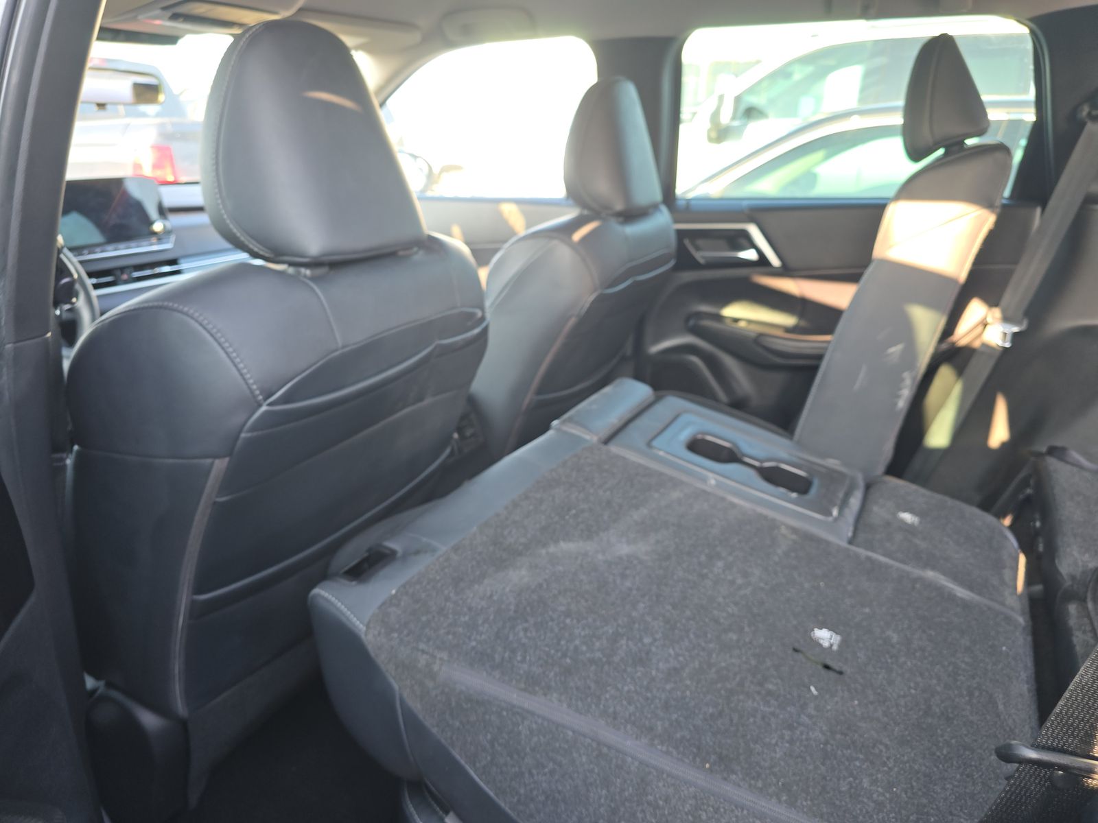 2022 Mitsubishi Outlander SE FWD