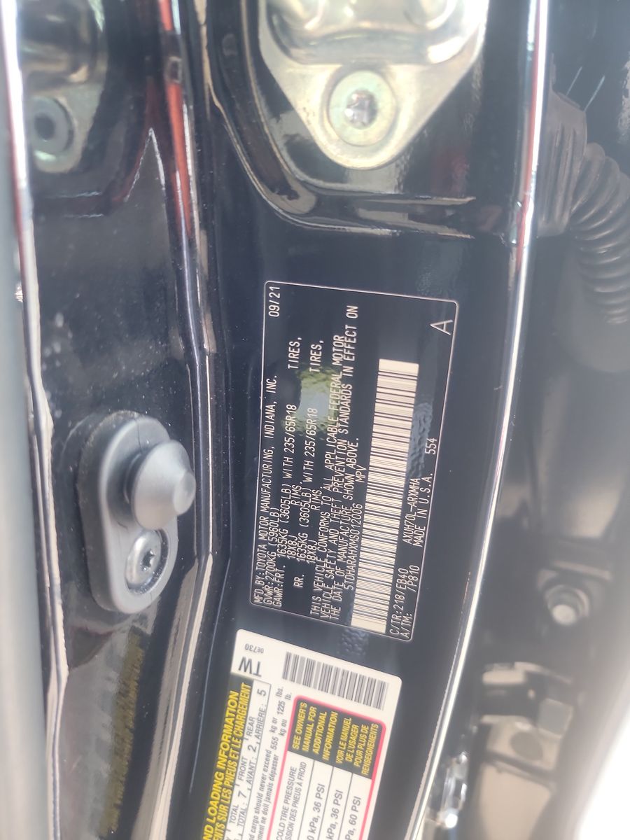 2021 Toyota Highlander Hybrid XLE FWD