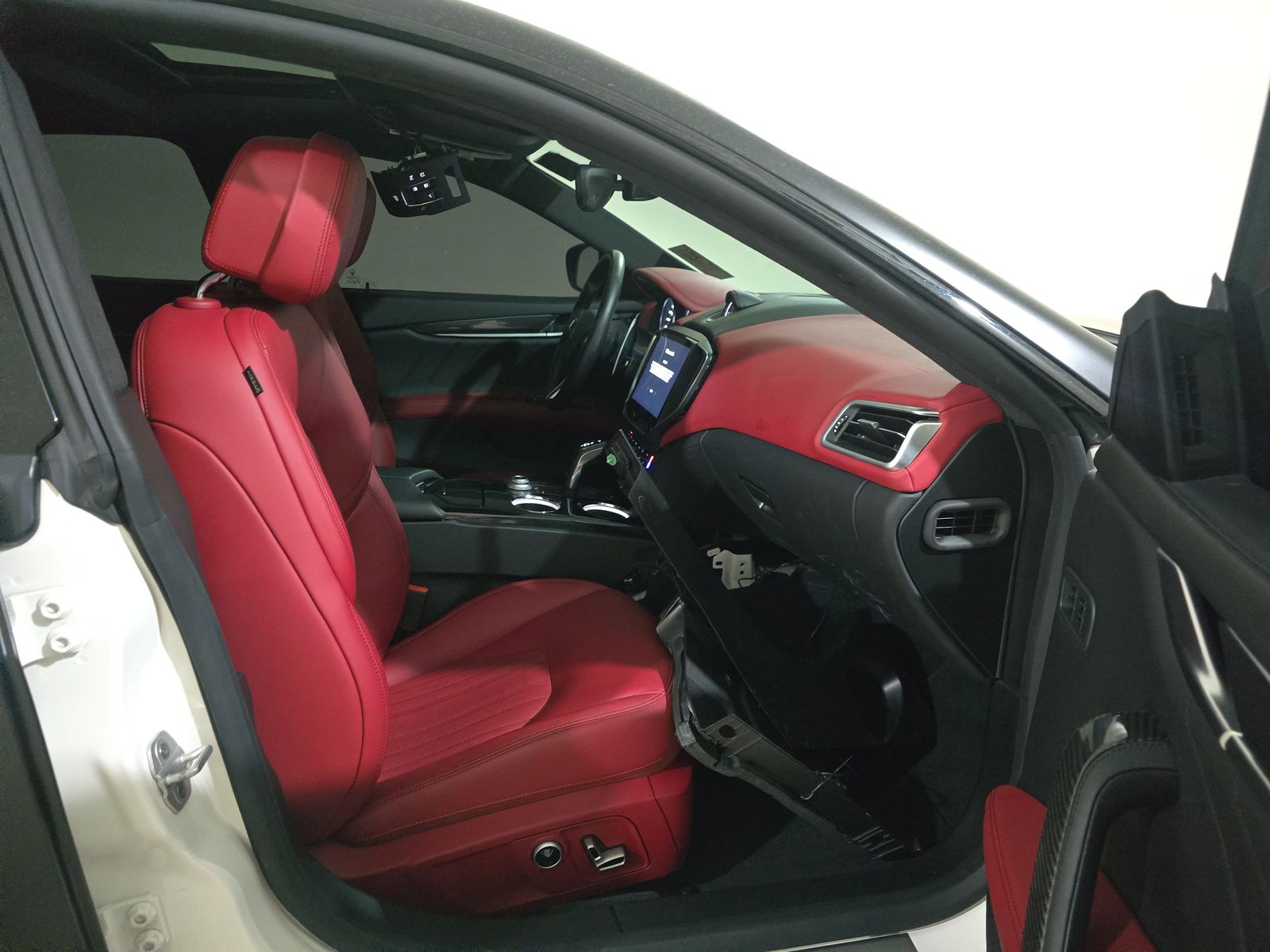 2022 Maserati Ghibli Modena RWD
