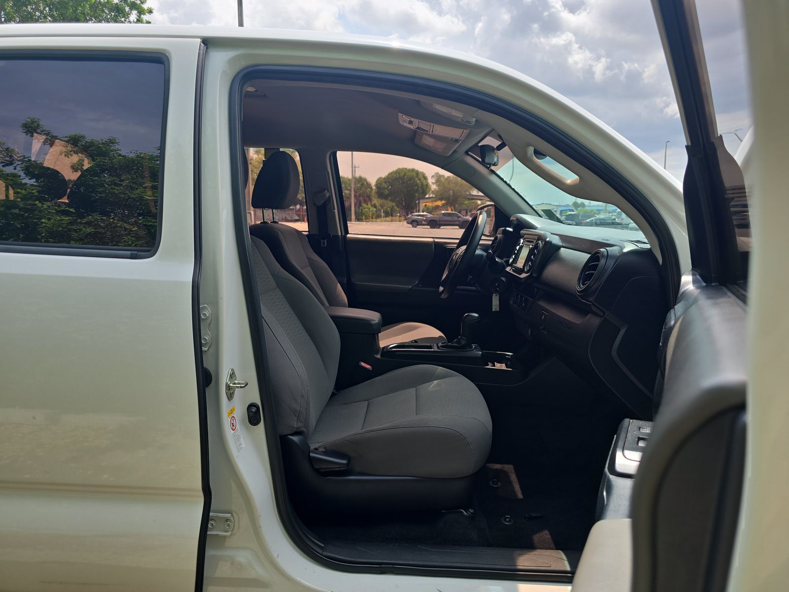 2018 Toyota Tacoma SR RWD