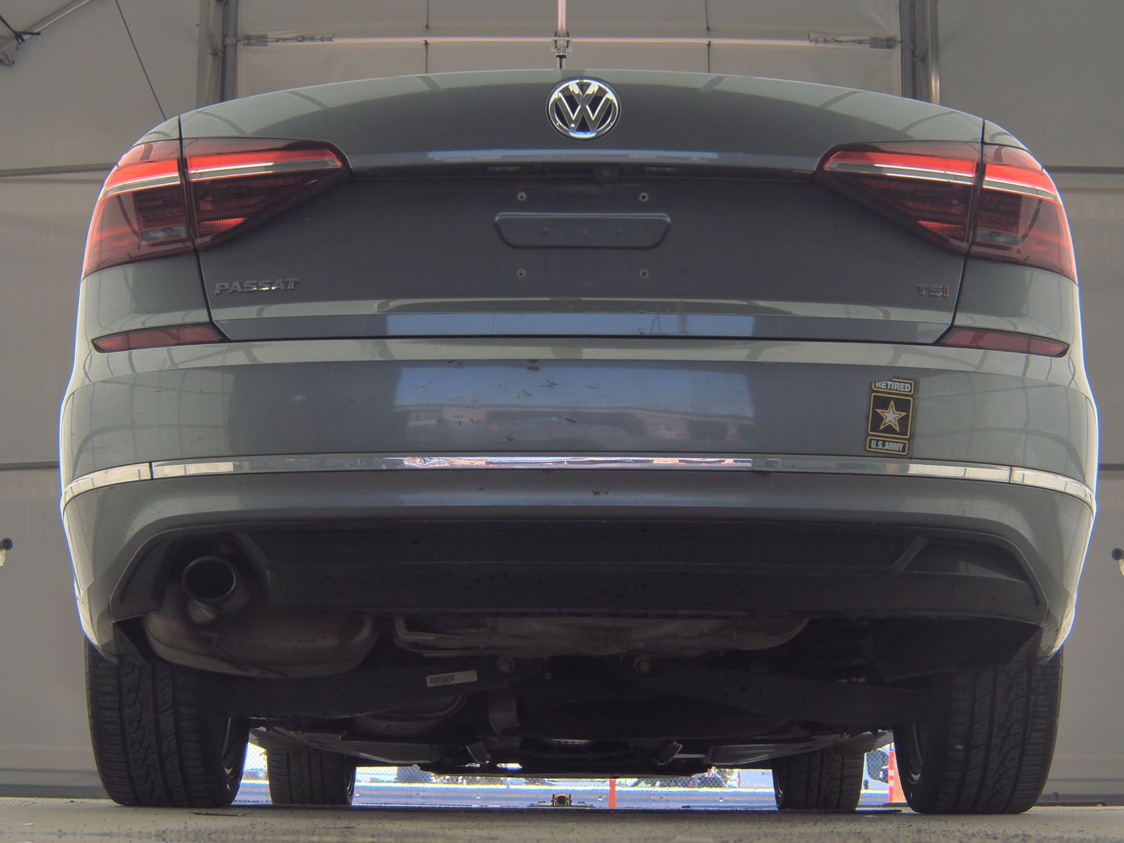 2018 Volkswagen Passat 2.0T R-Line FWD