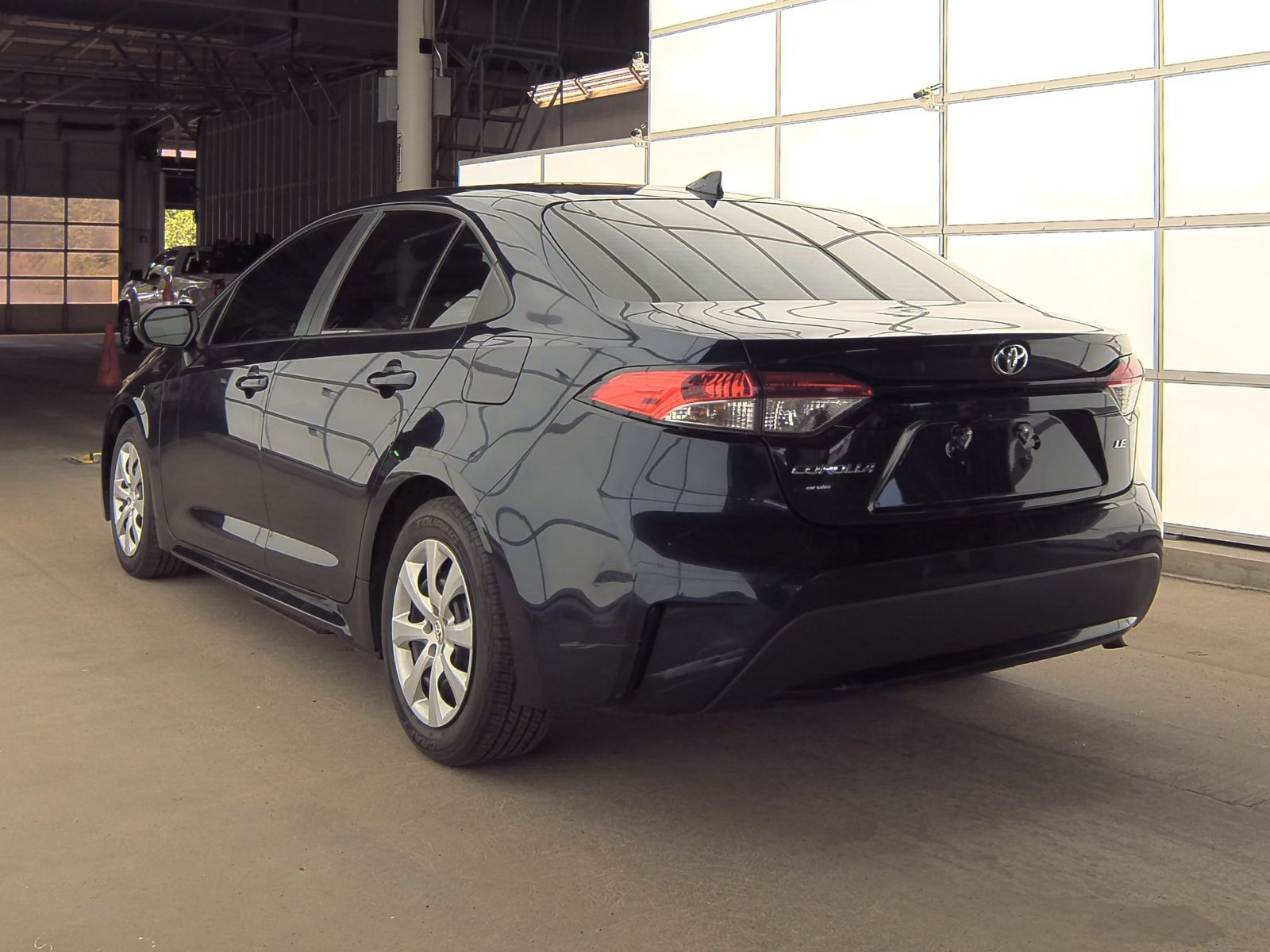 2021 Toyota Corolla LE FWD