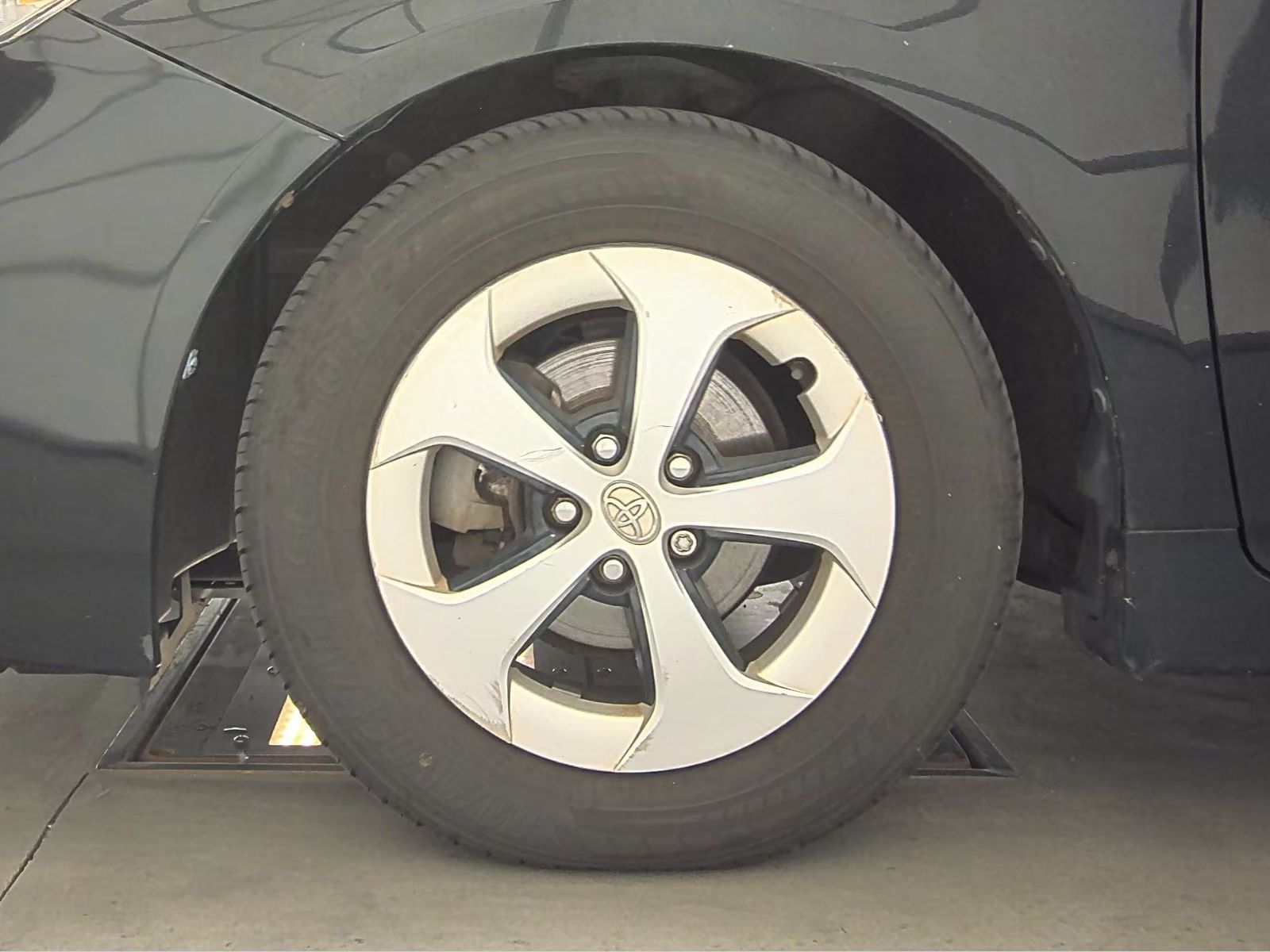 2013 Toyota Prius Four FWD