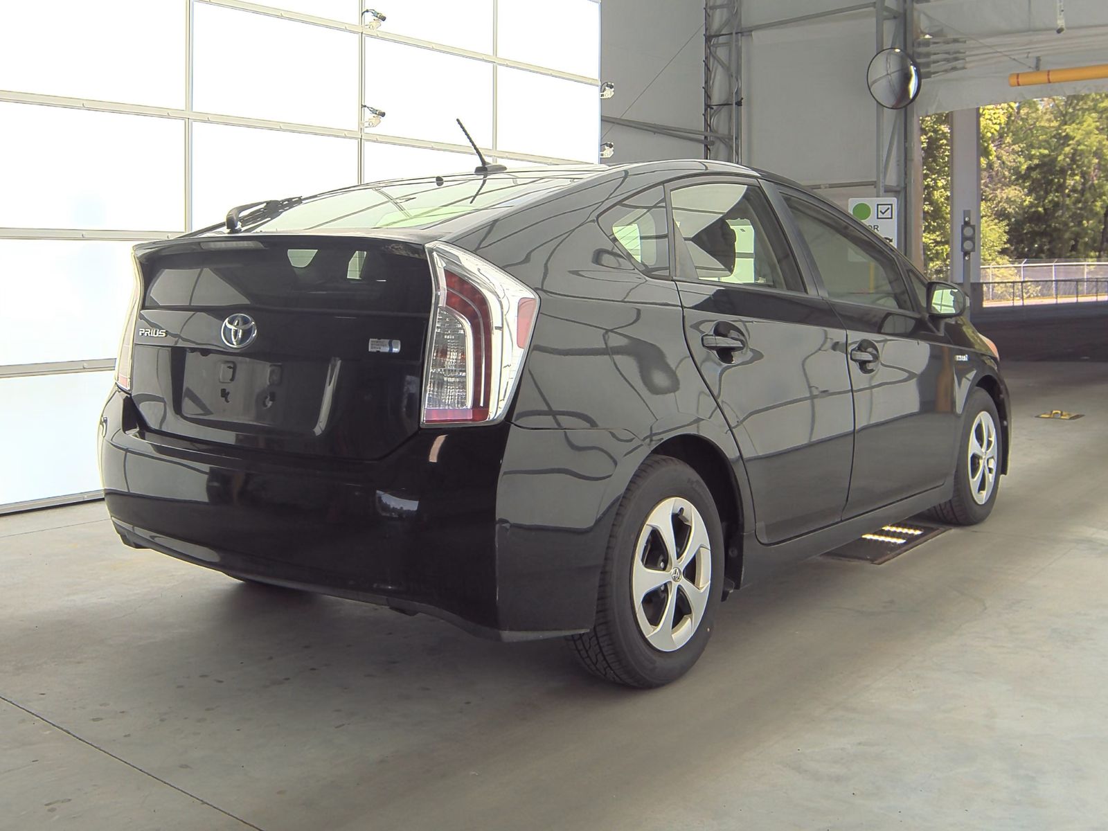 2013 Toyota Prius Four FWD