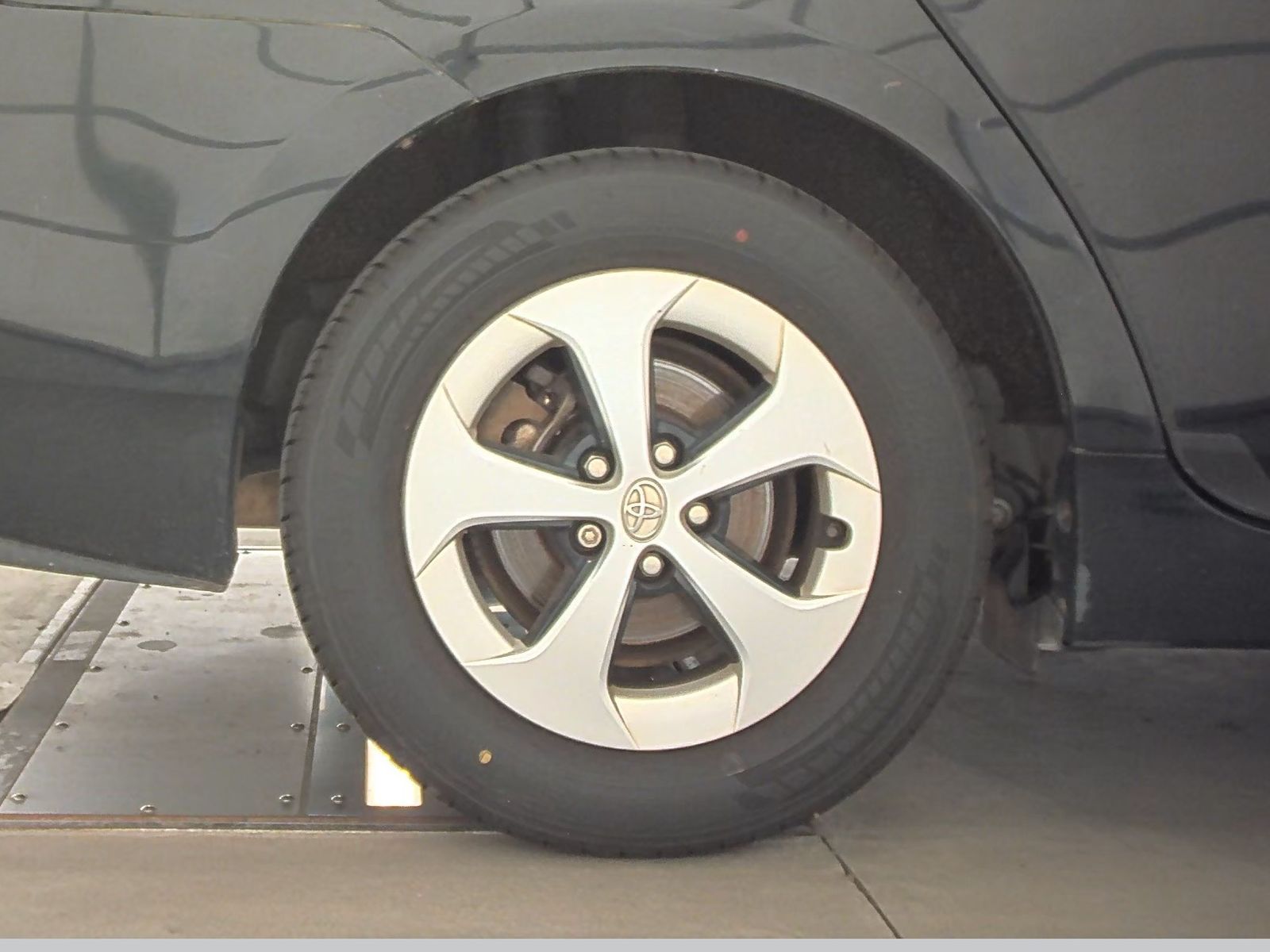 2013 Toyota Prius Four FWD