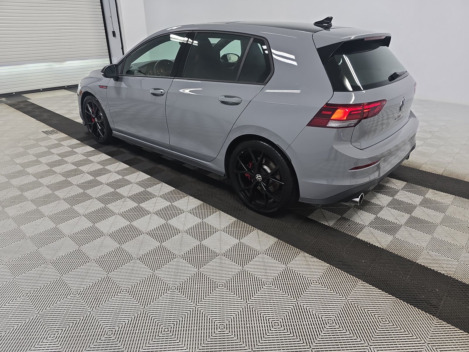 2024 Volkswagen Golf GTI 2.0T 380 SE FWD