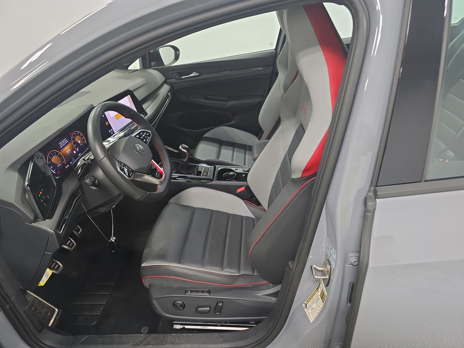 2024 Volkswagen Golf GTI 2.0T 380 SE FWD