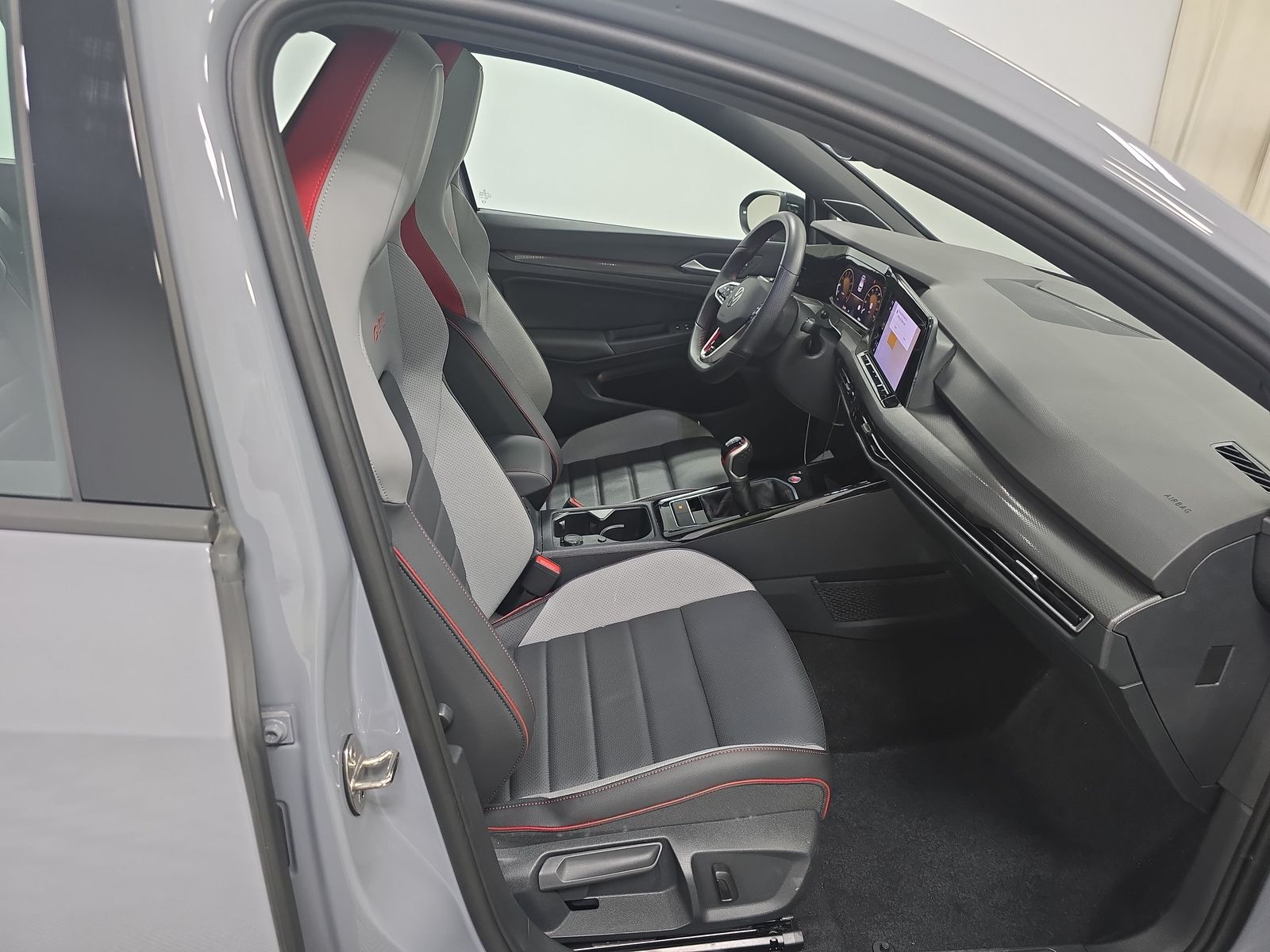 2024 Volkswagen Golf GTI 2.0T 380 SE FWD