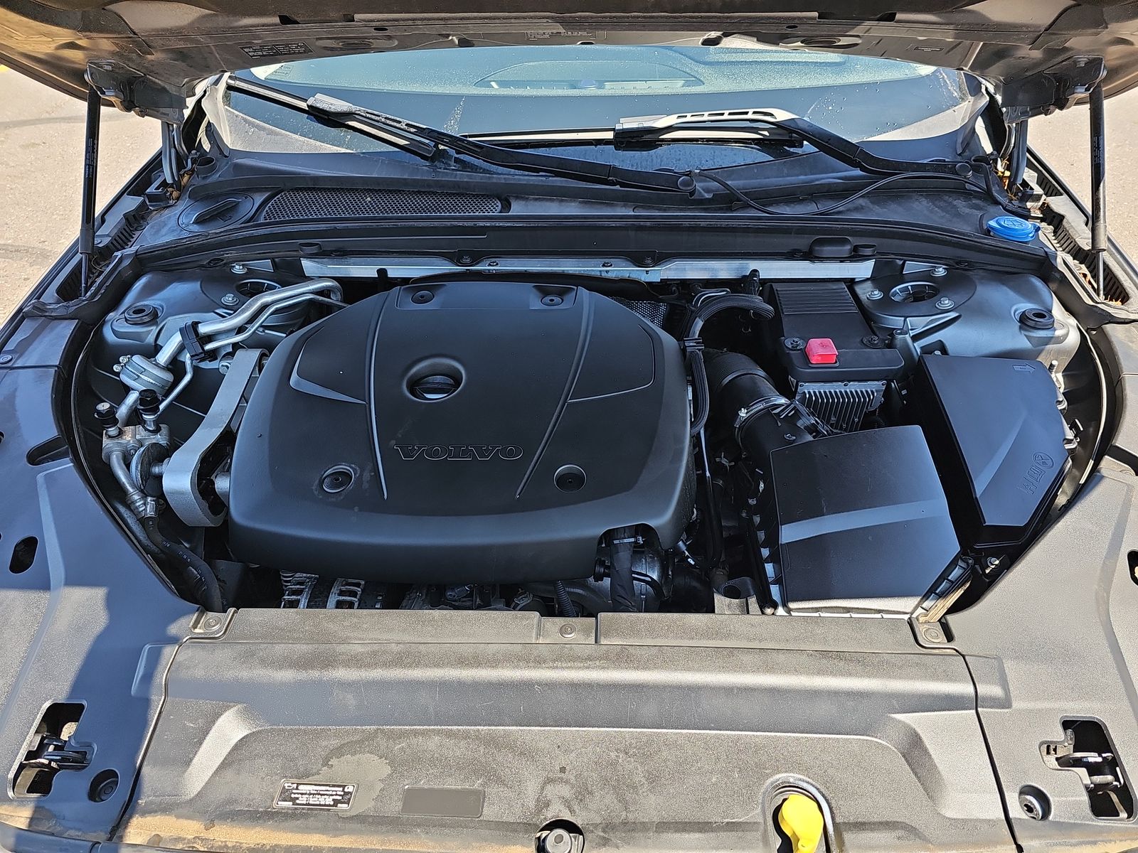 2017 Volvo S90 T5 Momentum FWD