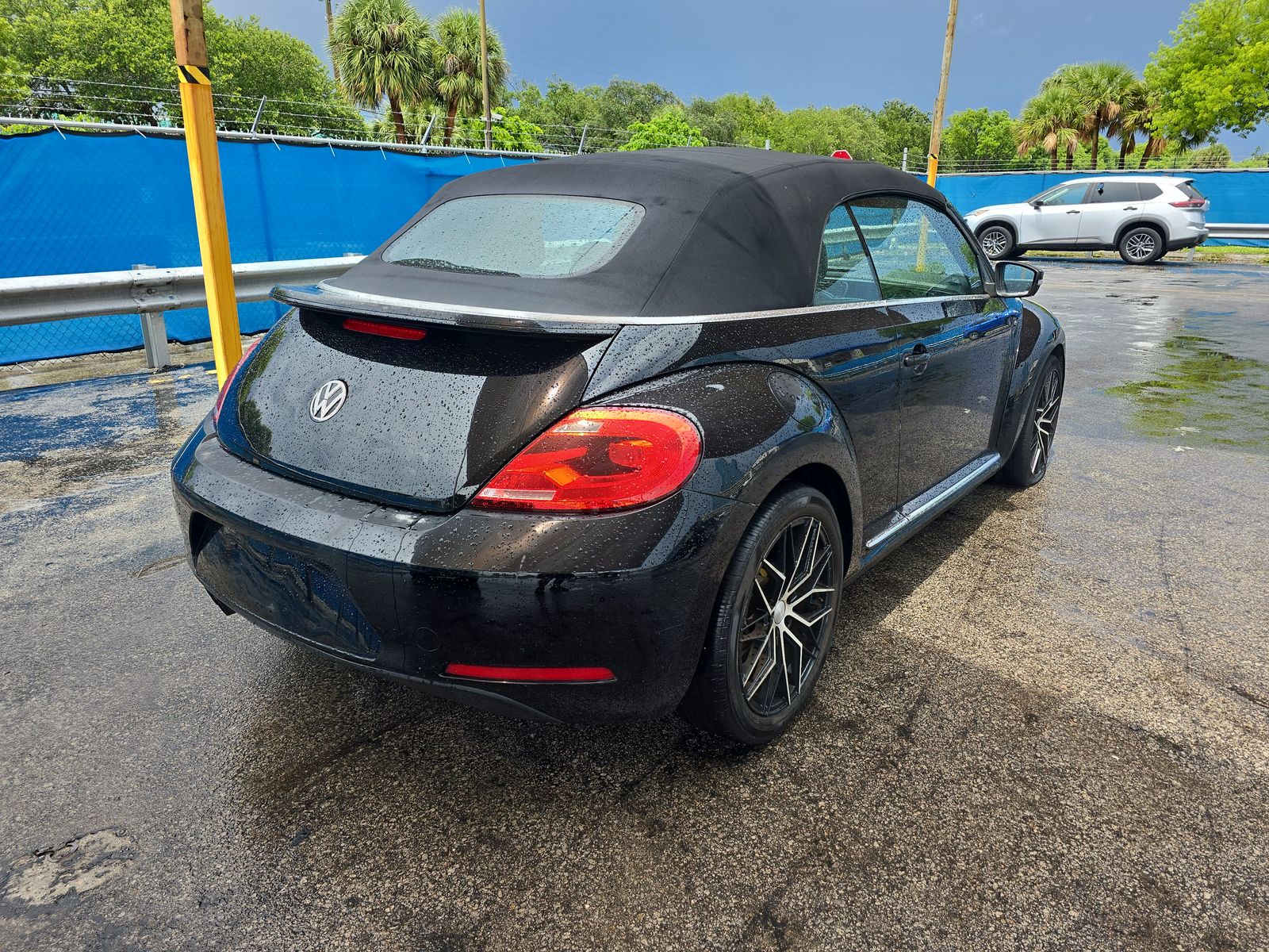 2015 Volkswagen Beetle 1.8T FWD