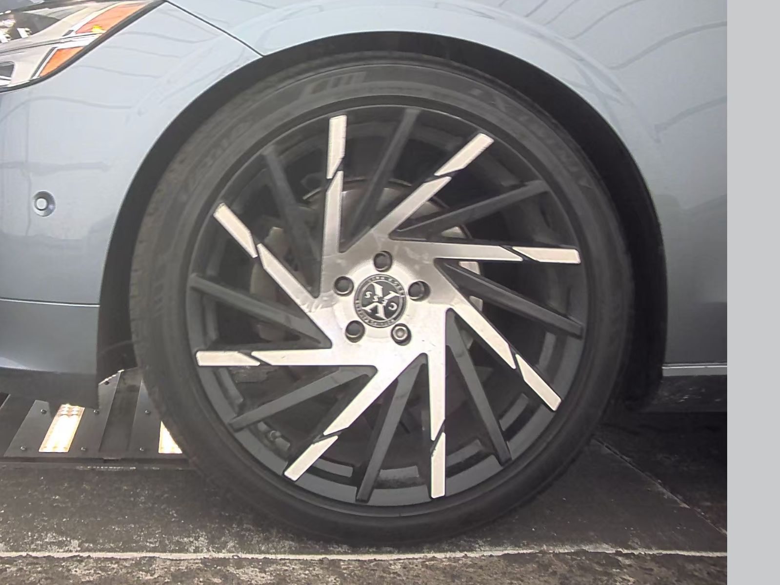 2017 Volvo S90 T5 Momentum FWD