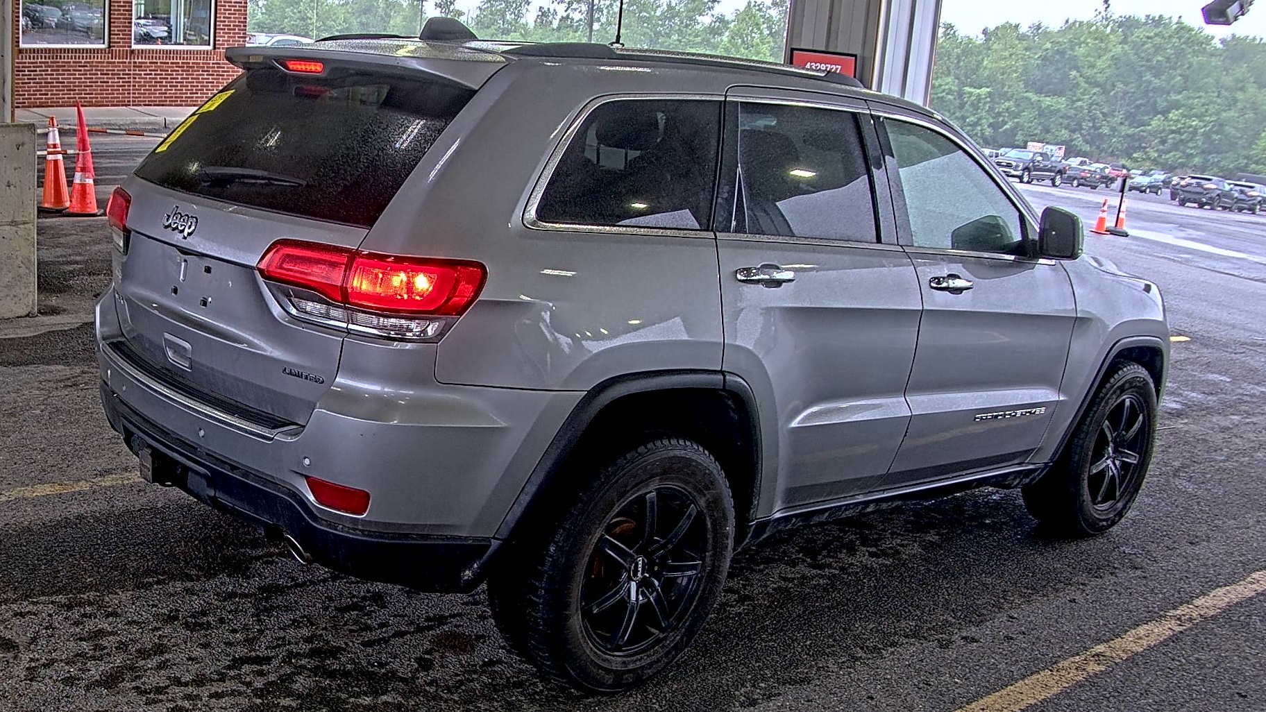 Jeep Grand Cherokee Limited снимка Jeep Grand Cherokee Limited