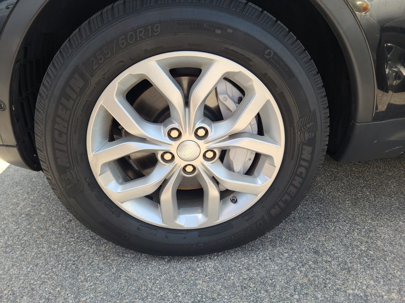 2020 Land Rover Discovery SE AWD