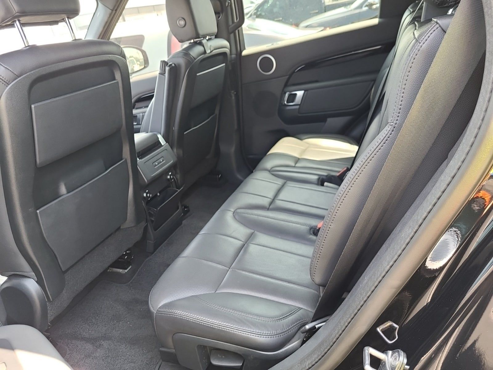 2020 Land Rover Discovery SE AWD