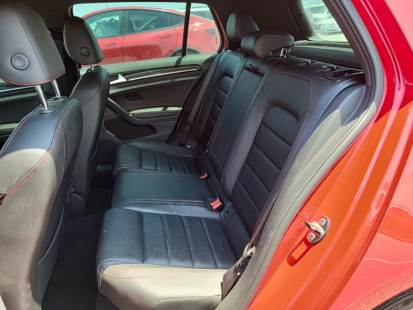 2016 Volkswagen Golf GTI 2.0T Autobahn FWD