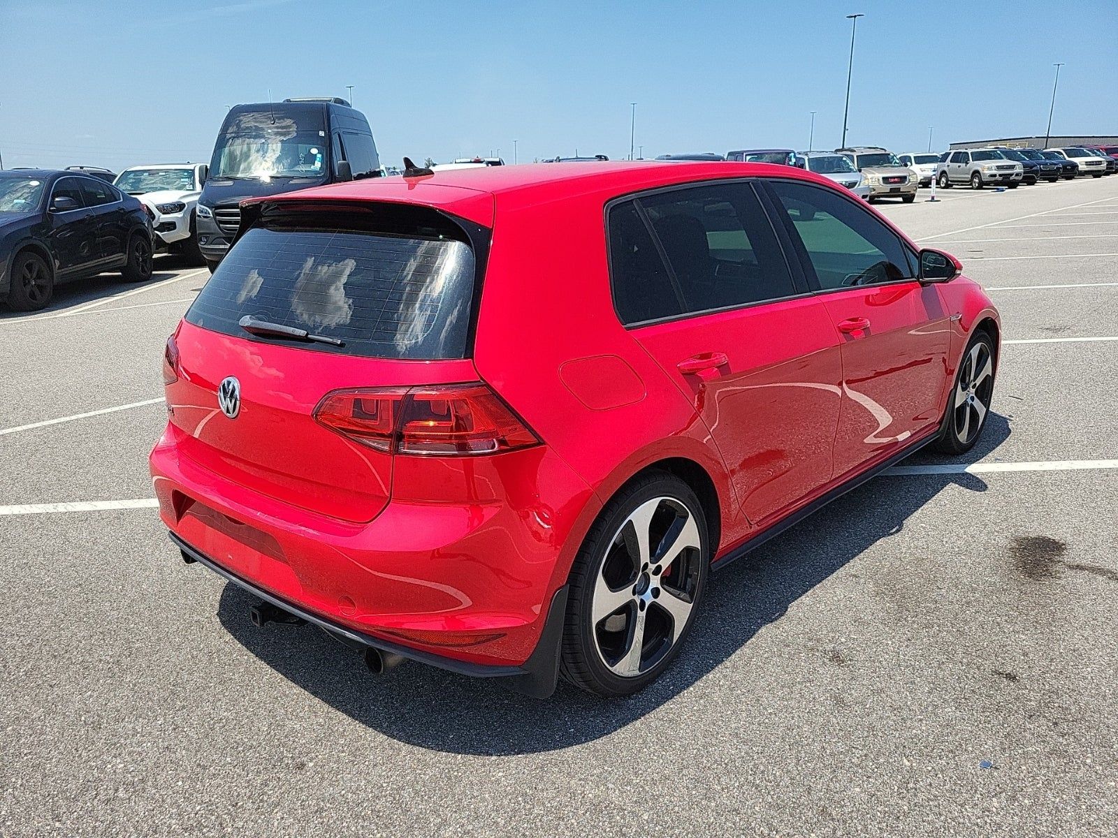 2016 Volkswagen Golf GTI 2.0T Autobahn FWD