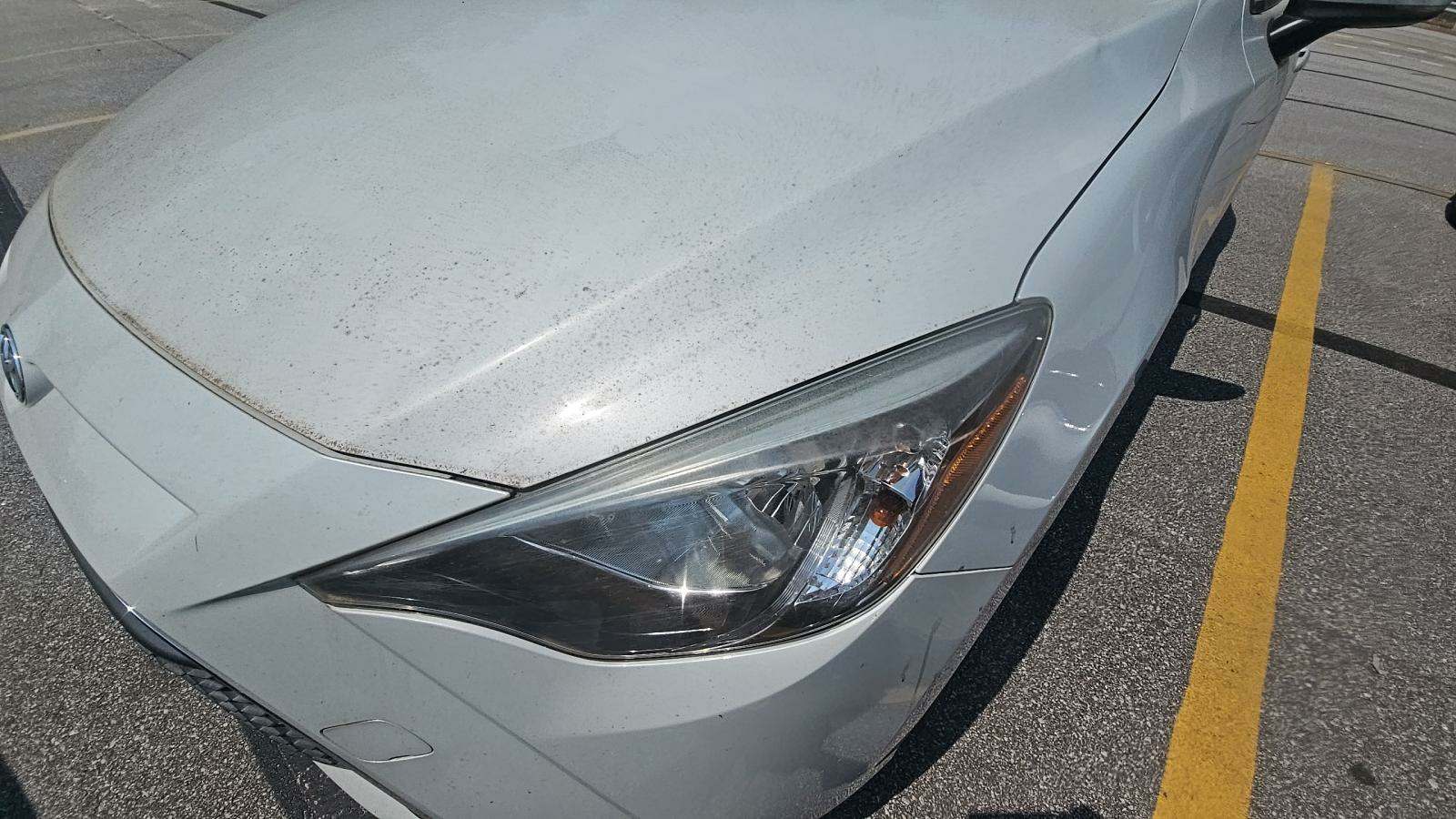 2019 Toyota Yaris LE FWD