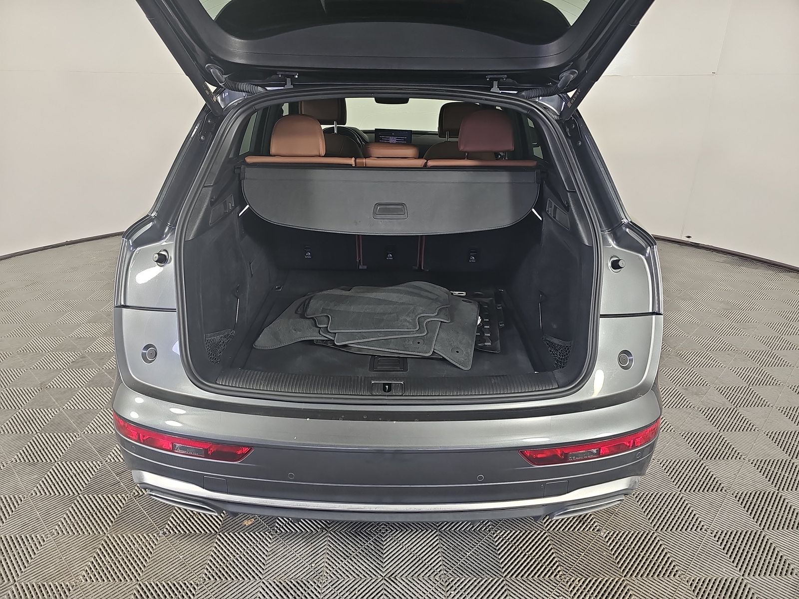 2022 Audi Q5 S line Premium Plus AWD