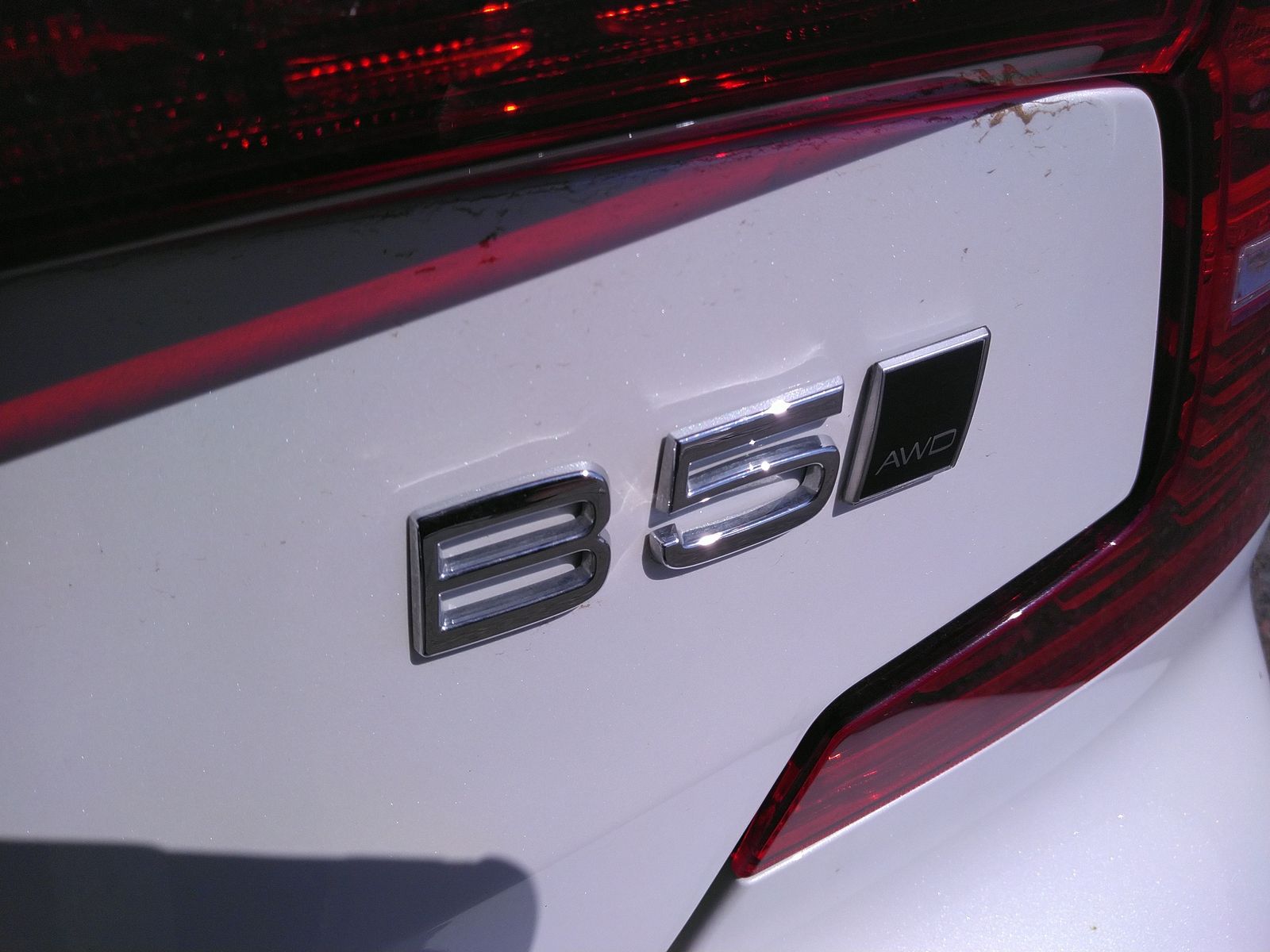 2024 Volvo S60 B5 Plus AWD