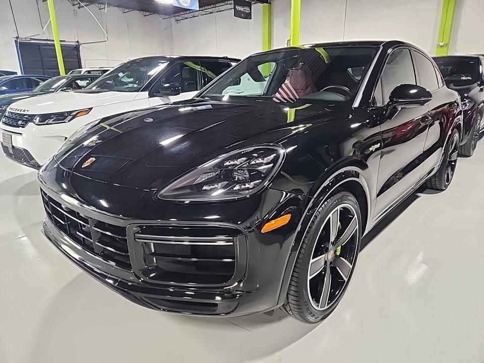 2023 Porsche Cayenne Turbo S E-Hybrid Coupe