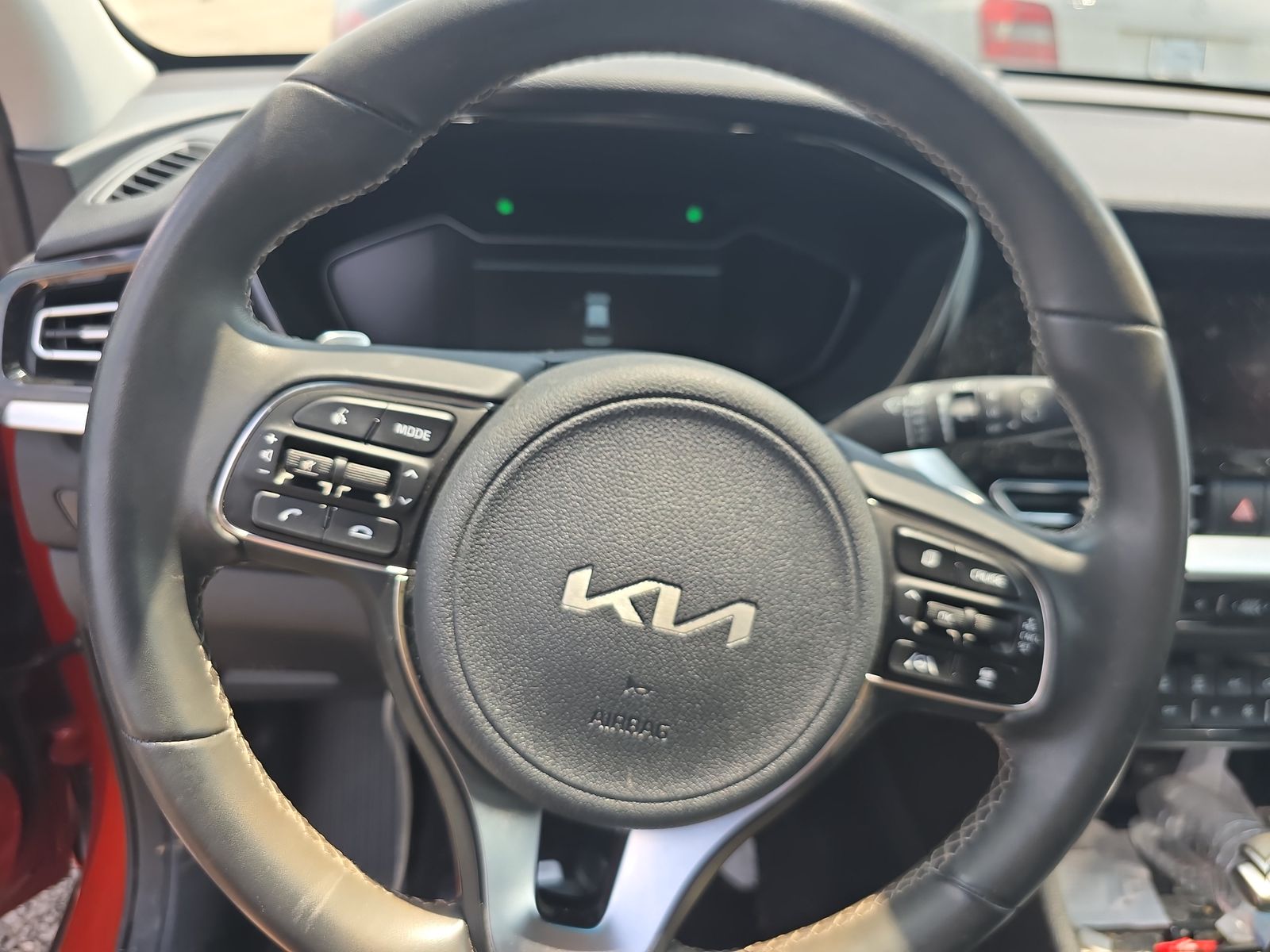 2022 Kia Niro Touring SE FWD