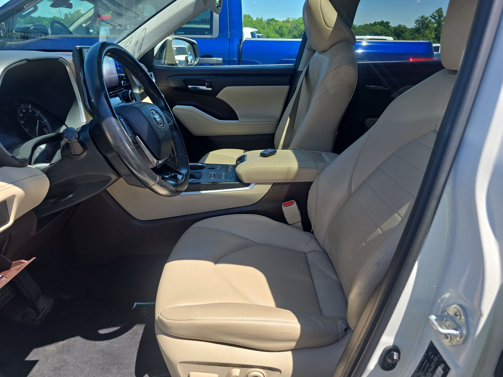 2021 Toyota Highlander XLE AWD