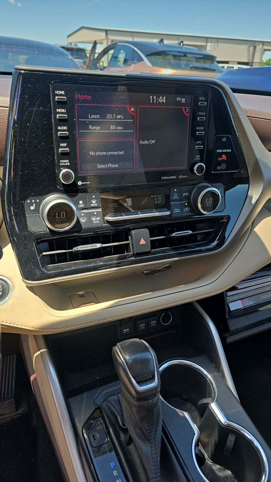 2021 Toyota Highlander XLE AWD