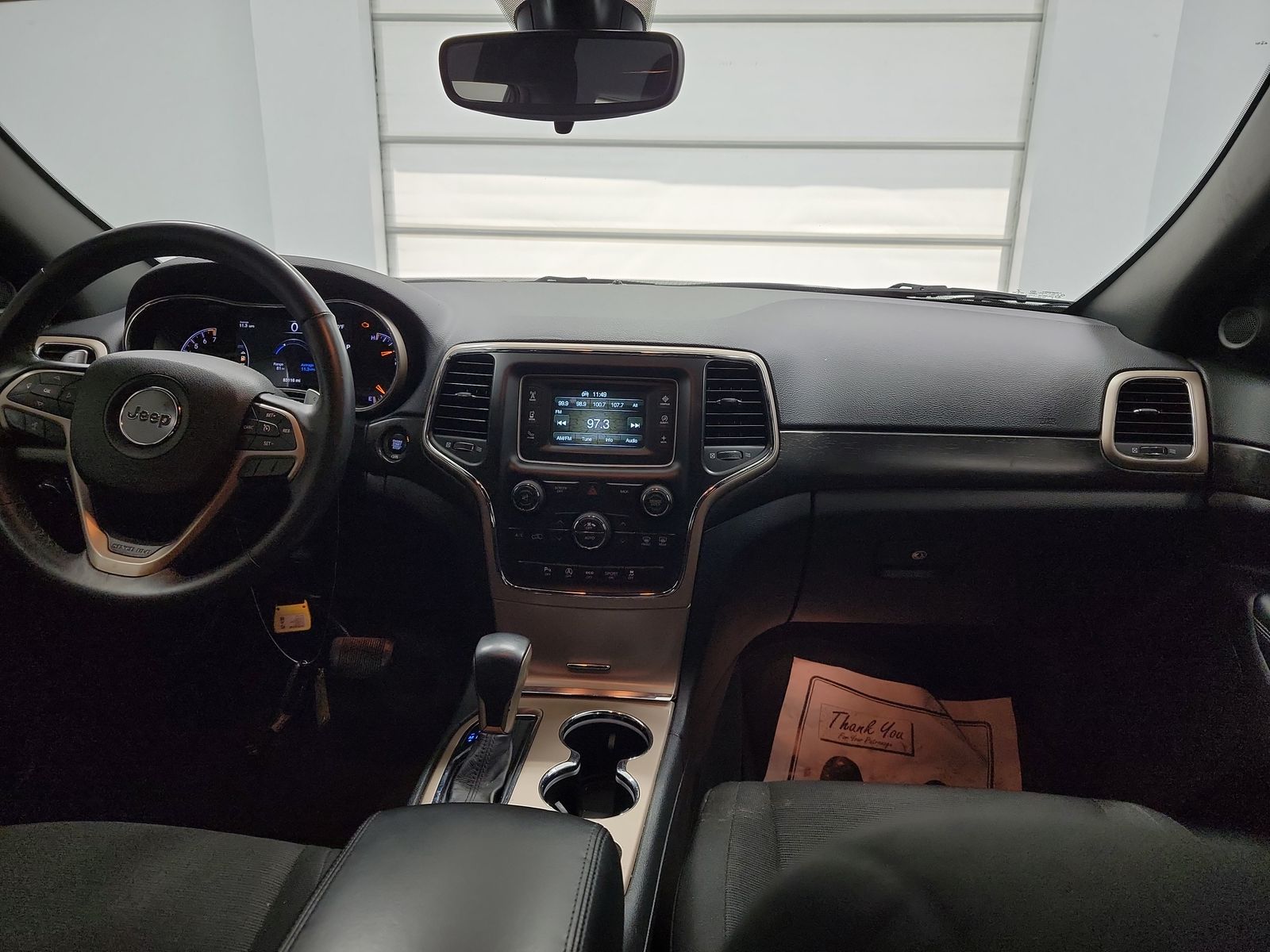 Jeep Grand Cherokee Laredo снимка Jeep Grand Cherokee Laredo