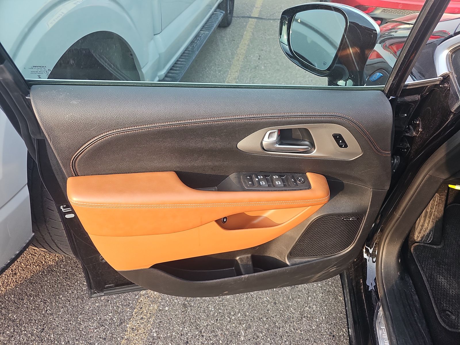 2024 Chrysler Pacifica Hybrid Pinnacle FWD