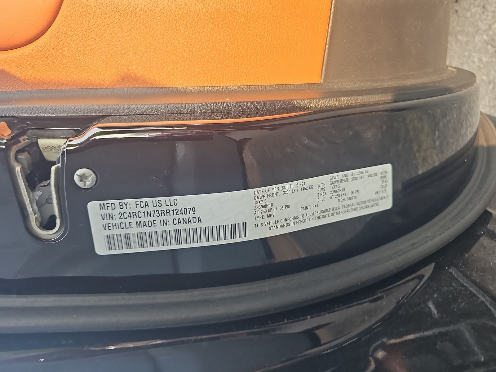 2024 Chrysler Pacifica Hybrid Pinnacle FWD