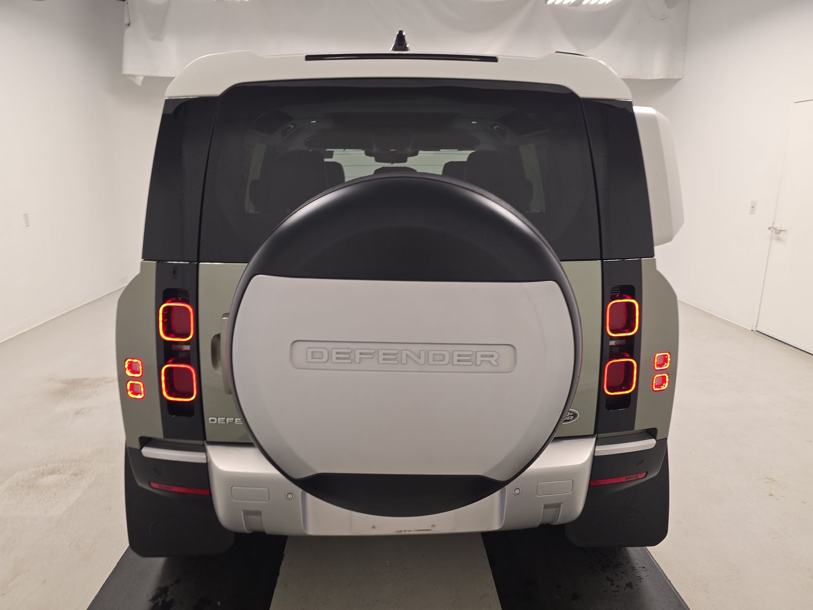 2022 Land Rover Defender 110 S AWD