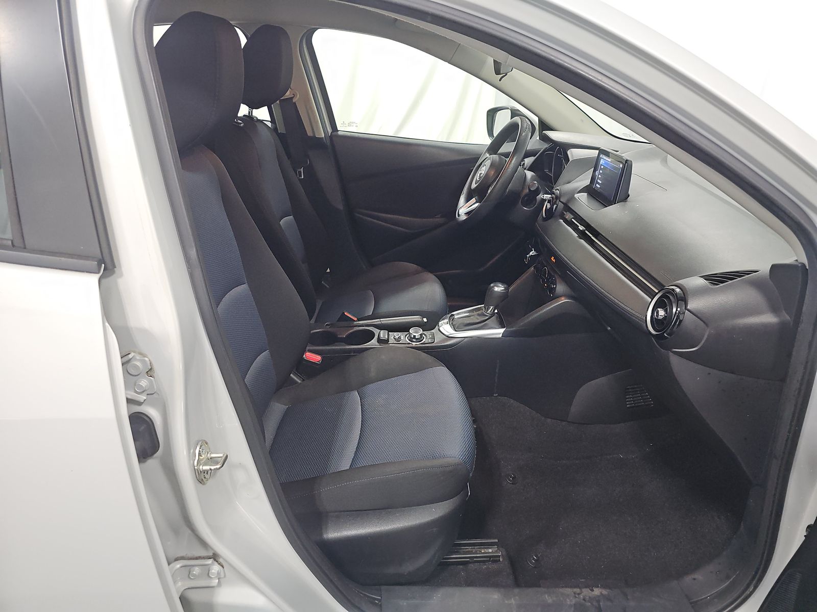 2019 Toyota Yaris LE FWD
