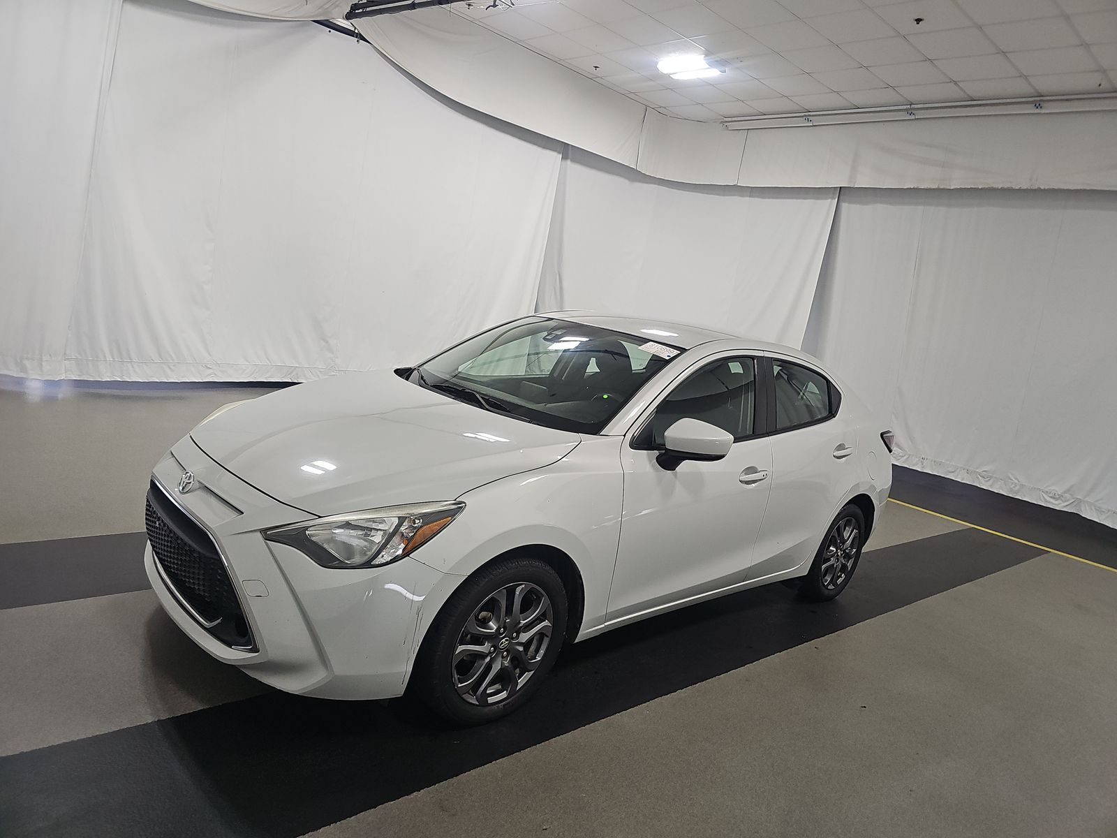 2019 Toyota Yaris LE FWD