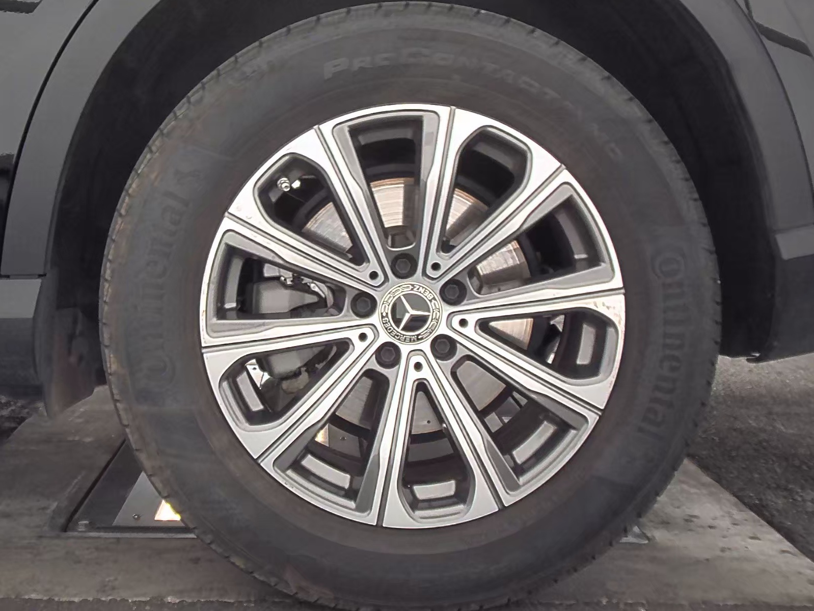 2024 Mercedes-Benz GLC GLC 300 AWD