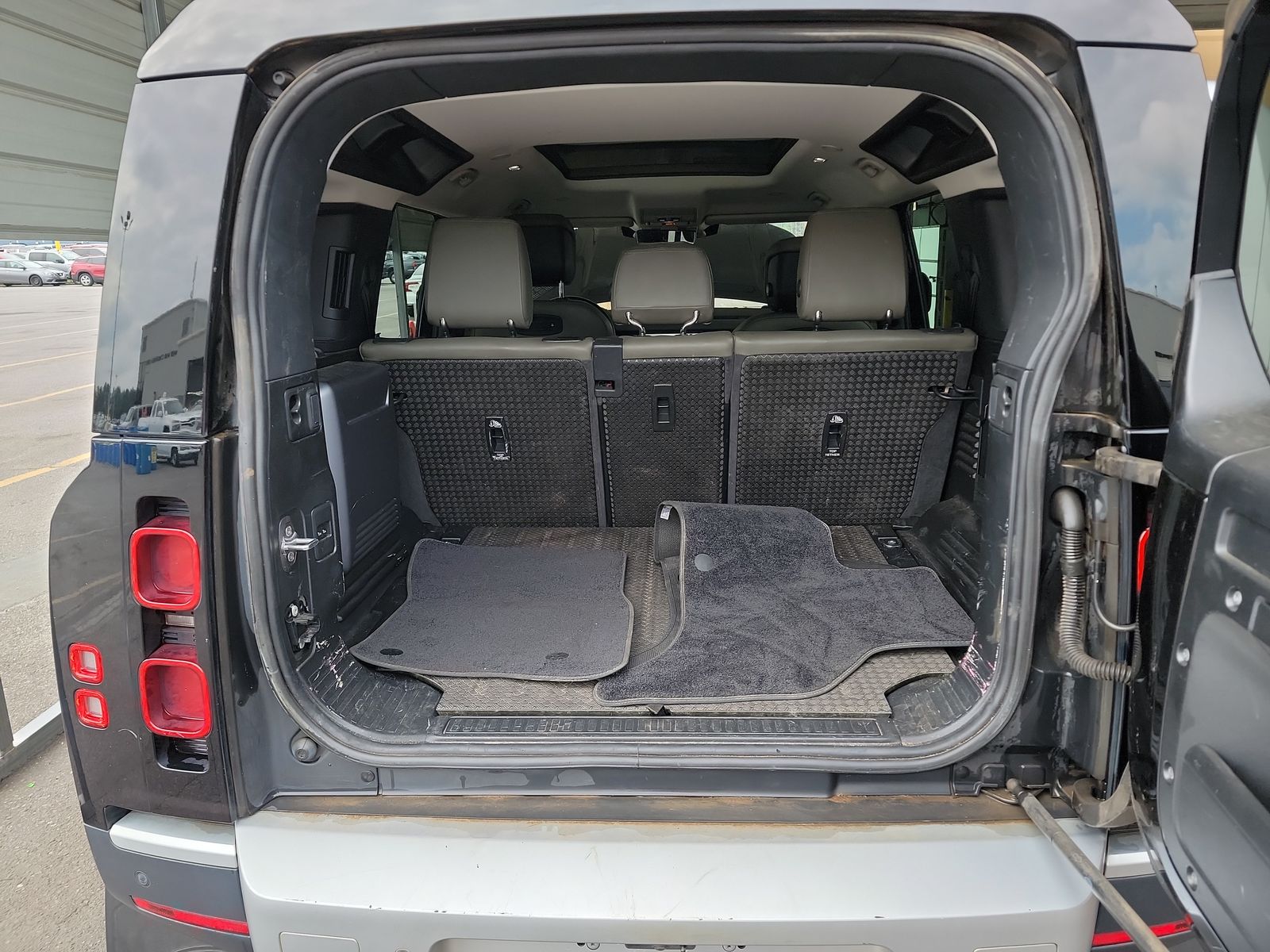 2020 Land Rover Defender 110 HSE AWD