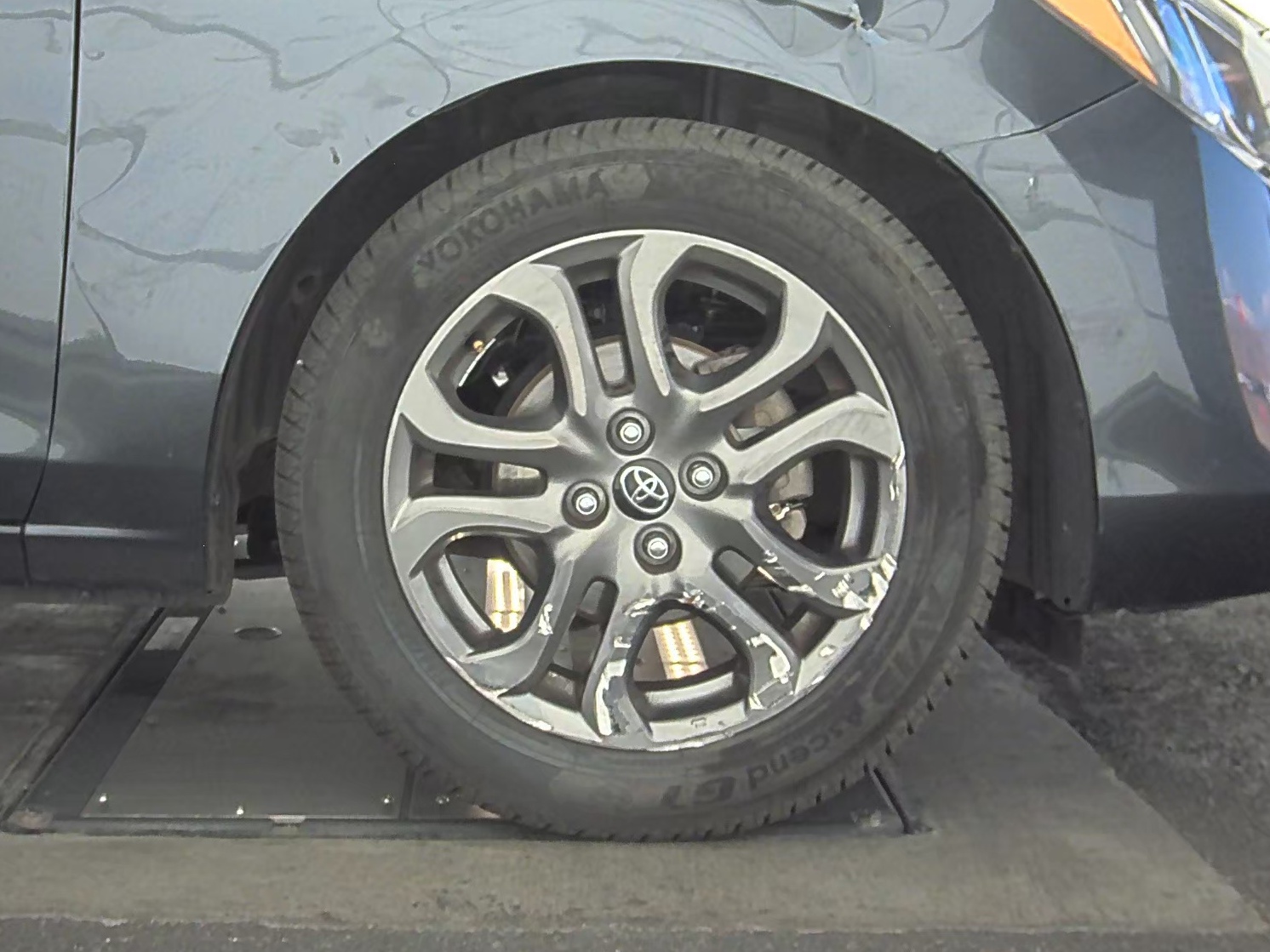 2019 Toyota Yaris LE FWD