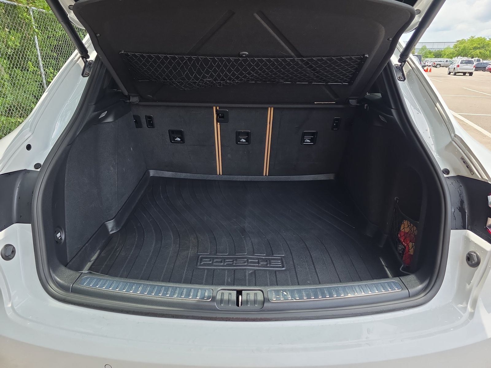 2017 Porsche Macan Base AWD