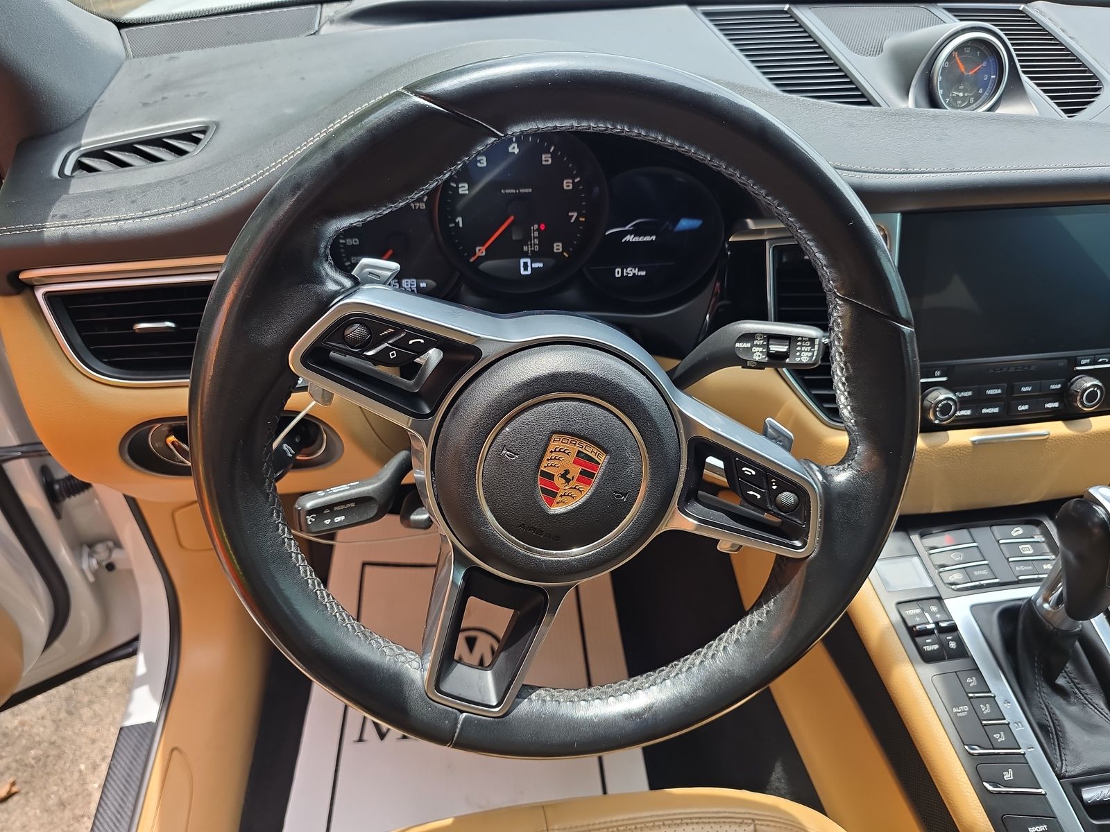 2017 Porsche Macan Base AWD