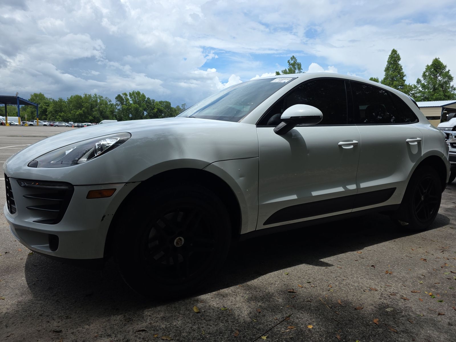 2017 Porsche Macan Base AWD
