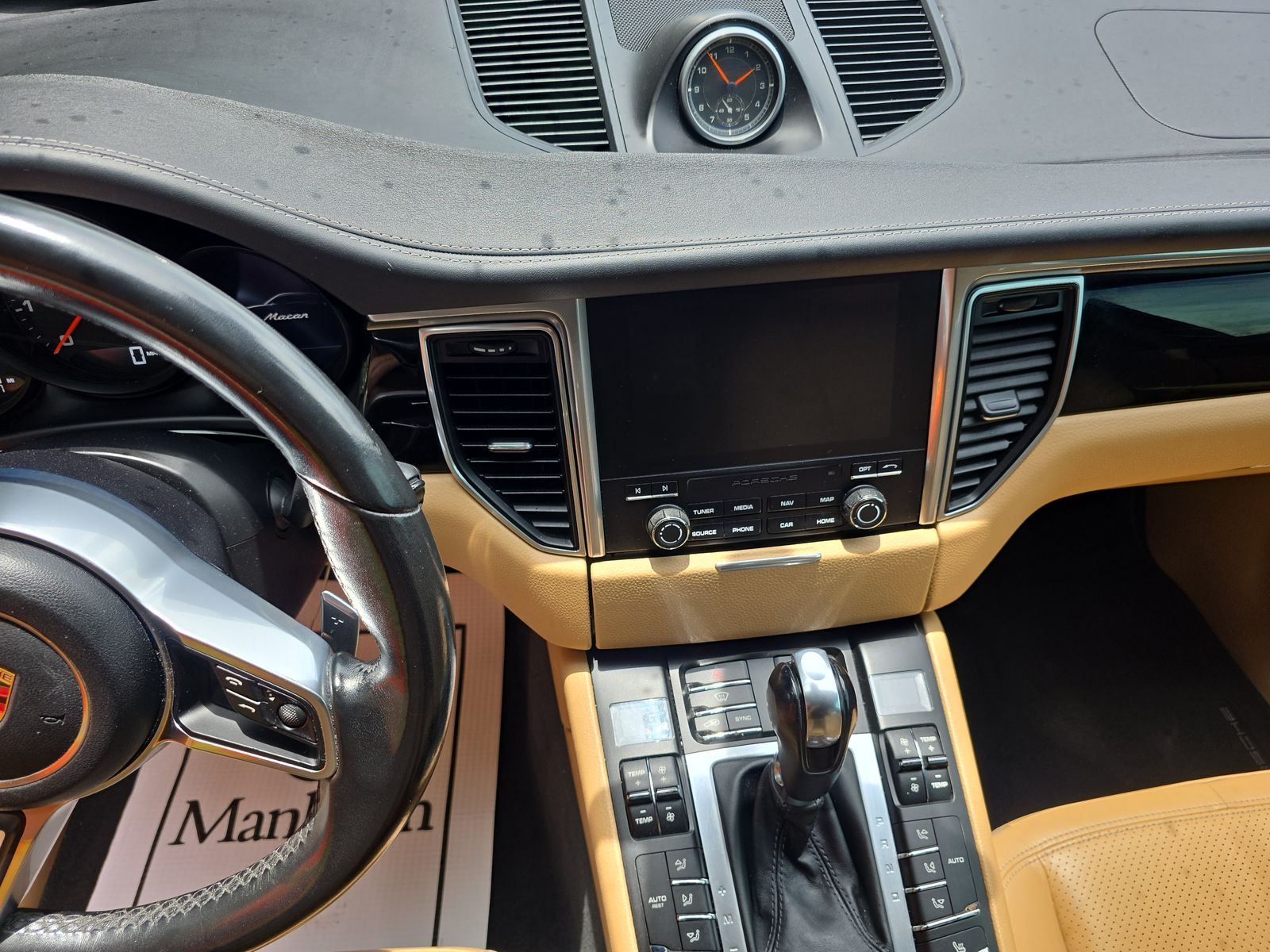 2017 Porsche Macan Base AWD