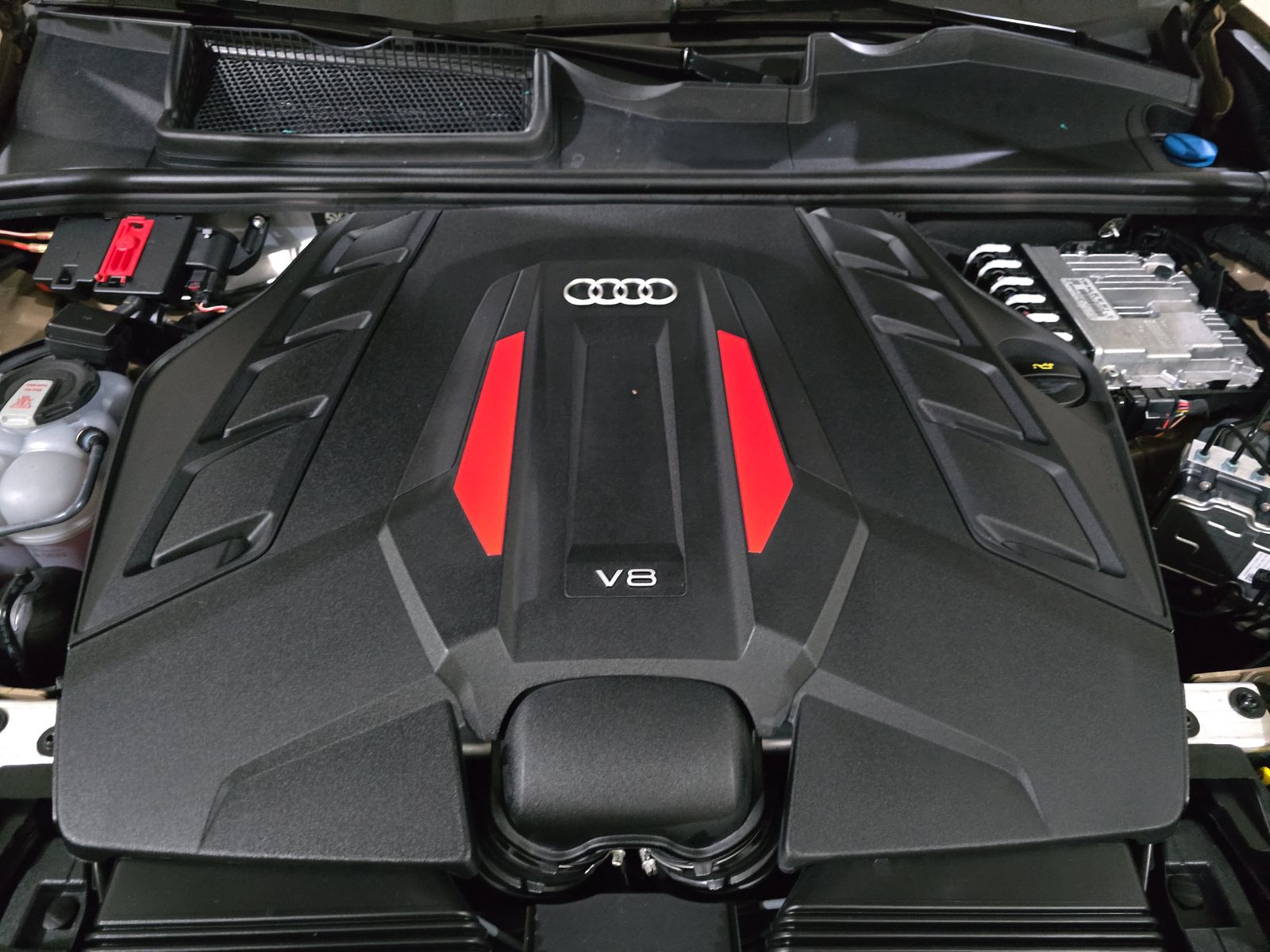 2024 Audi SQ8 Premium Plus AWD