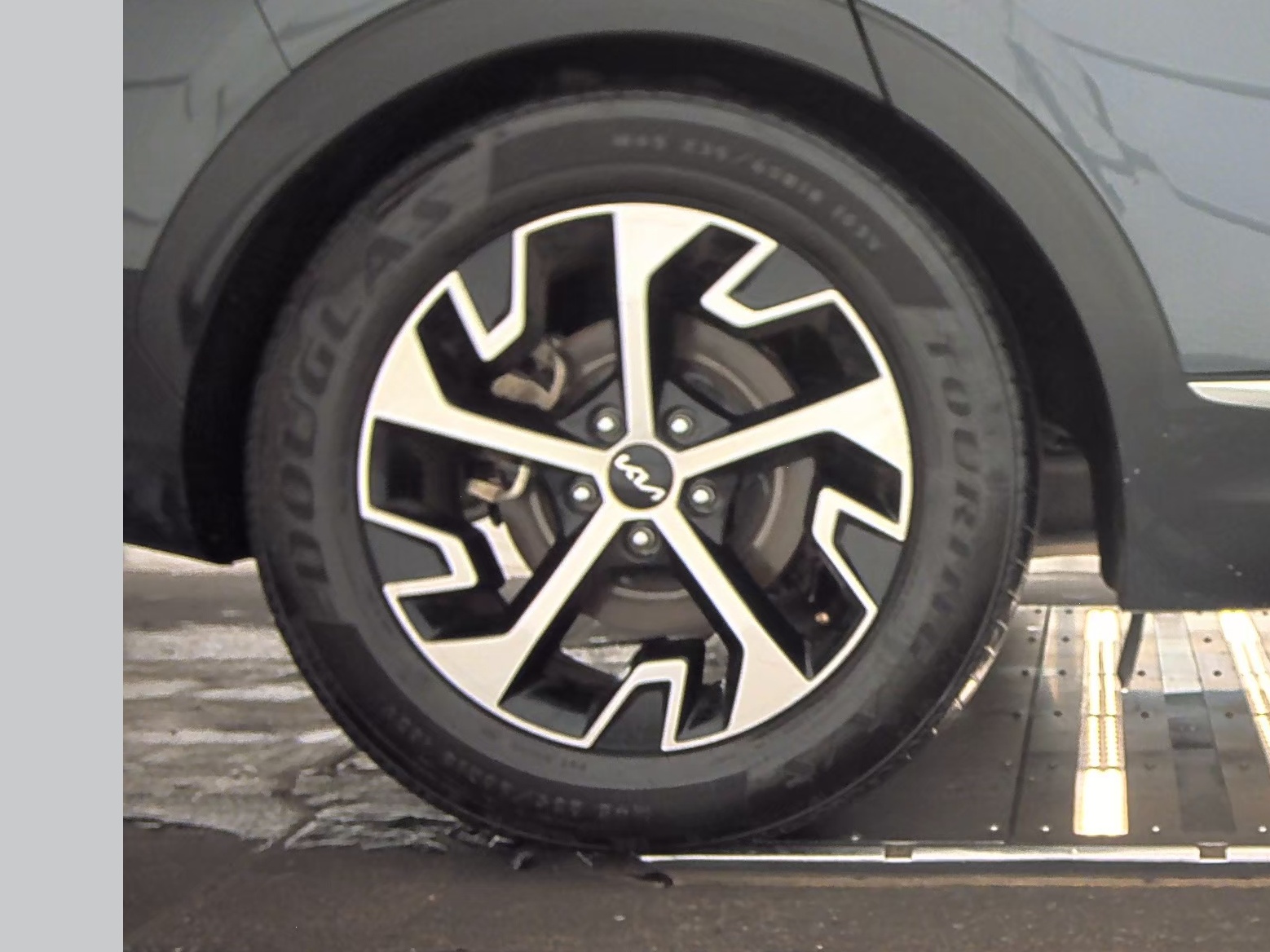 2023 Kia Sportage EX FWD