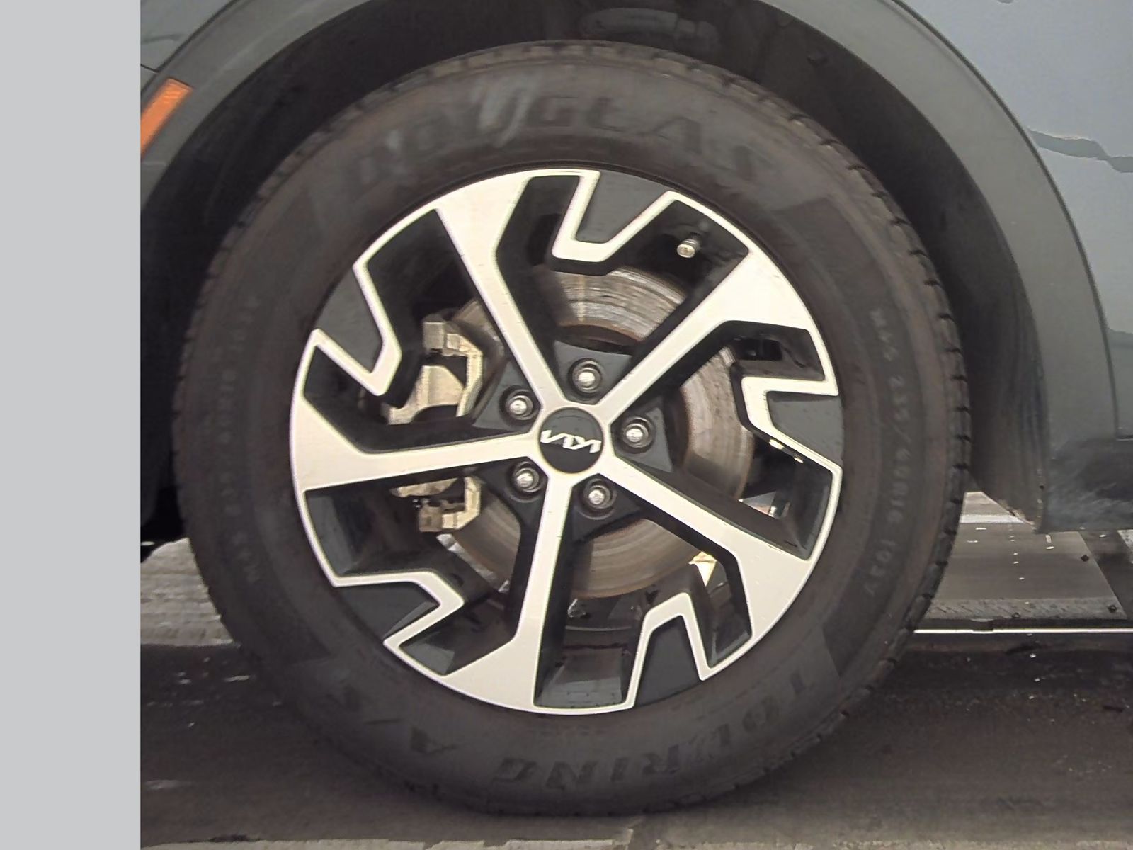 2023 Kia Sportage EX FWD