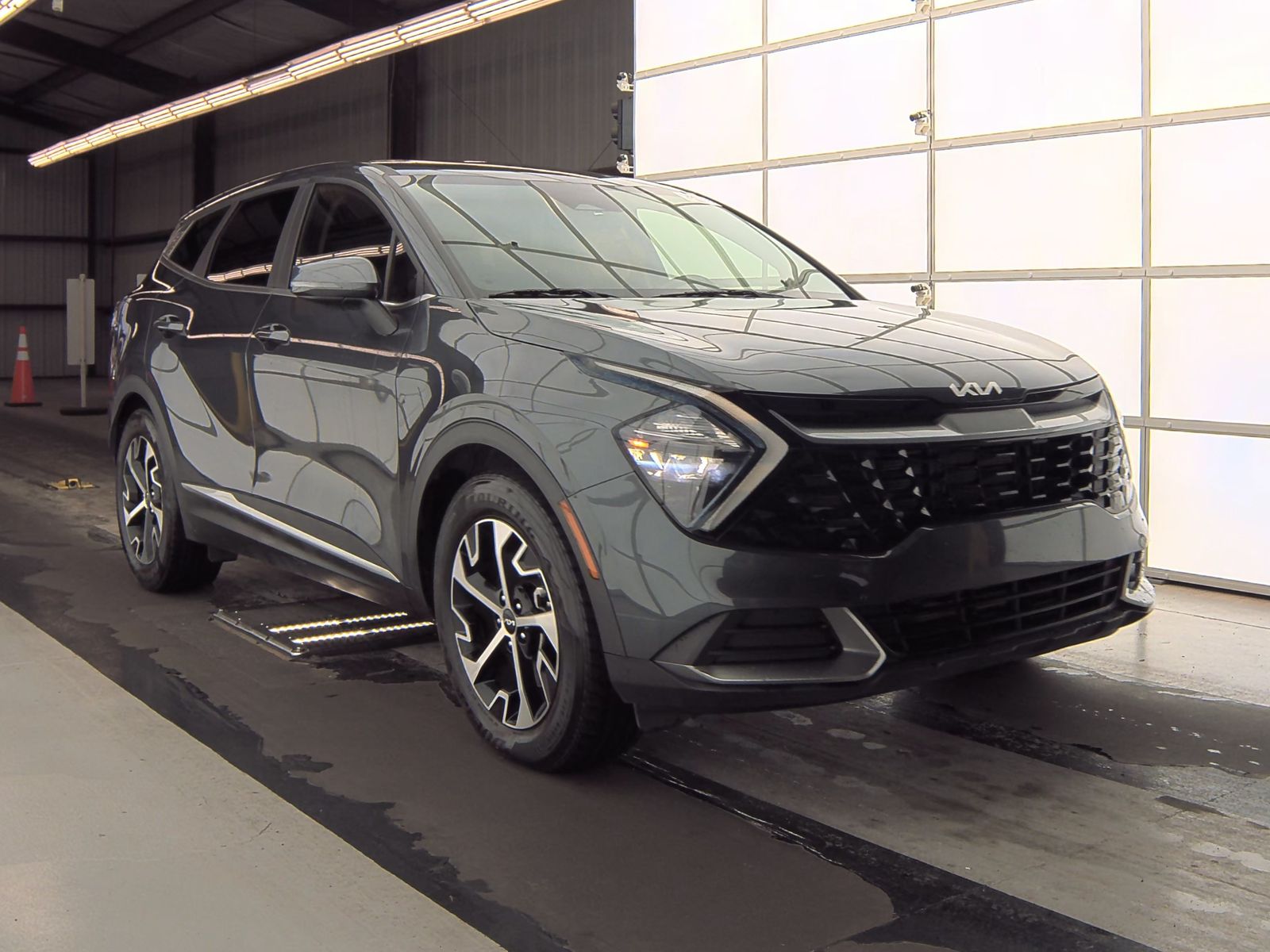 2023 Kia Sportage EX FWD