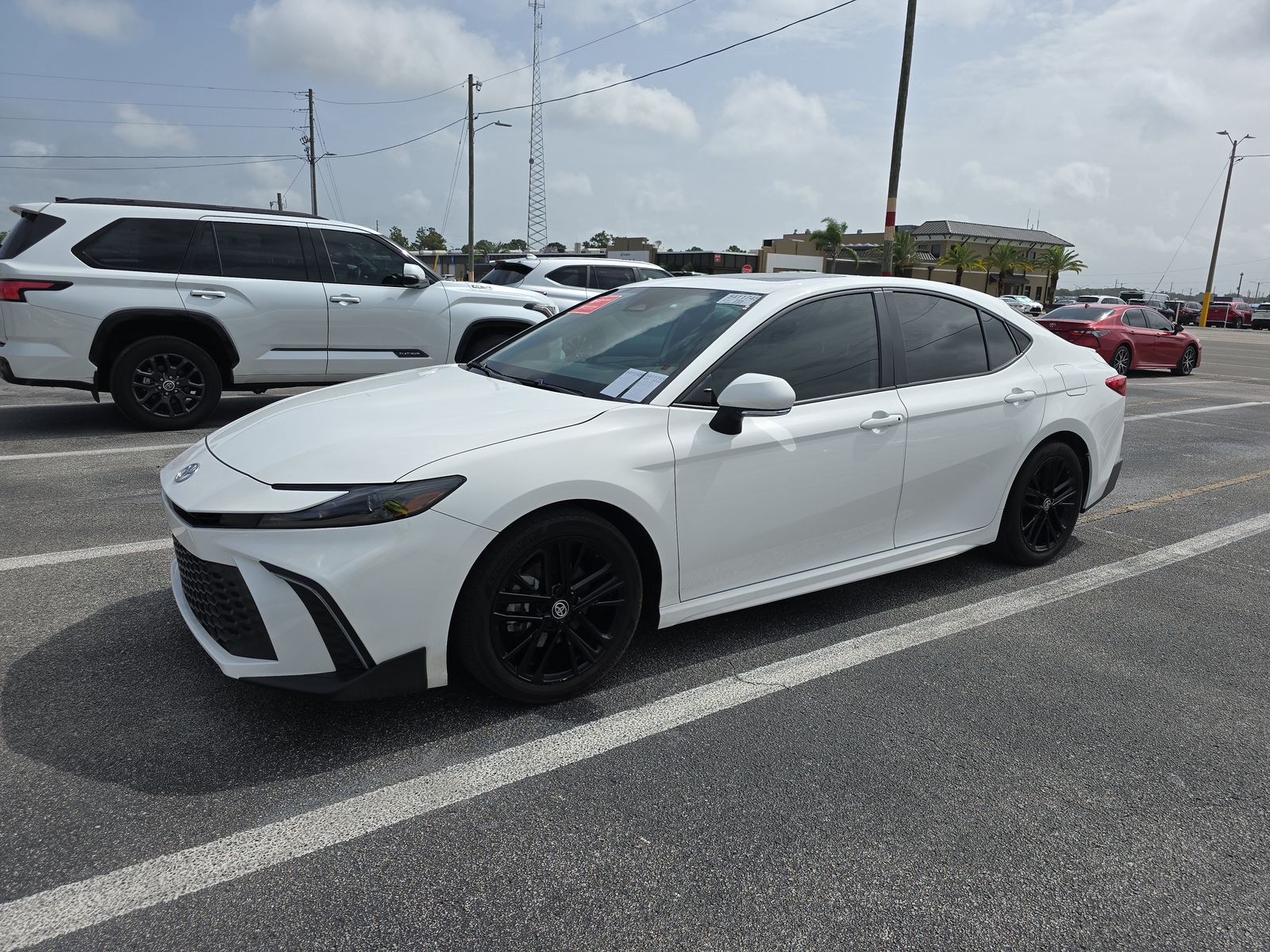 2025 Toyota Camry SE FWD